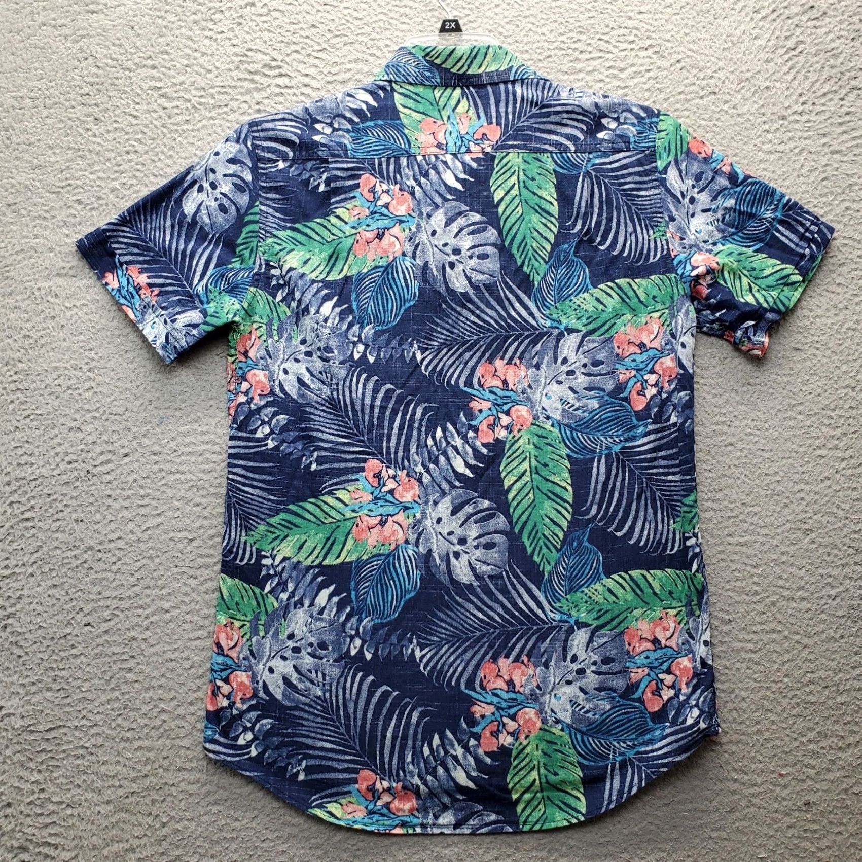 Izod IZOD Saltwater Button-Down Shirt Men Small Multi Tropical Print Relaxed Classics Shirt Men Size S Tropical Print Hawaiian Theme Size US S / EU 44-46 / 1 - 2 Thumbnail