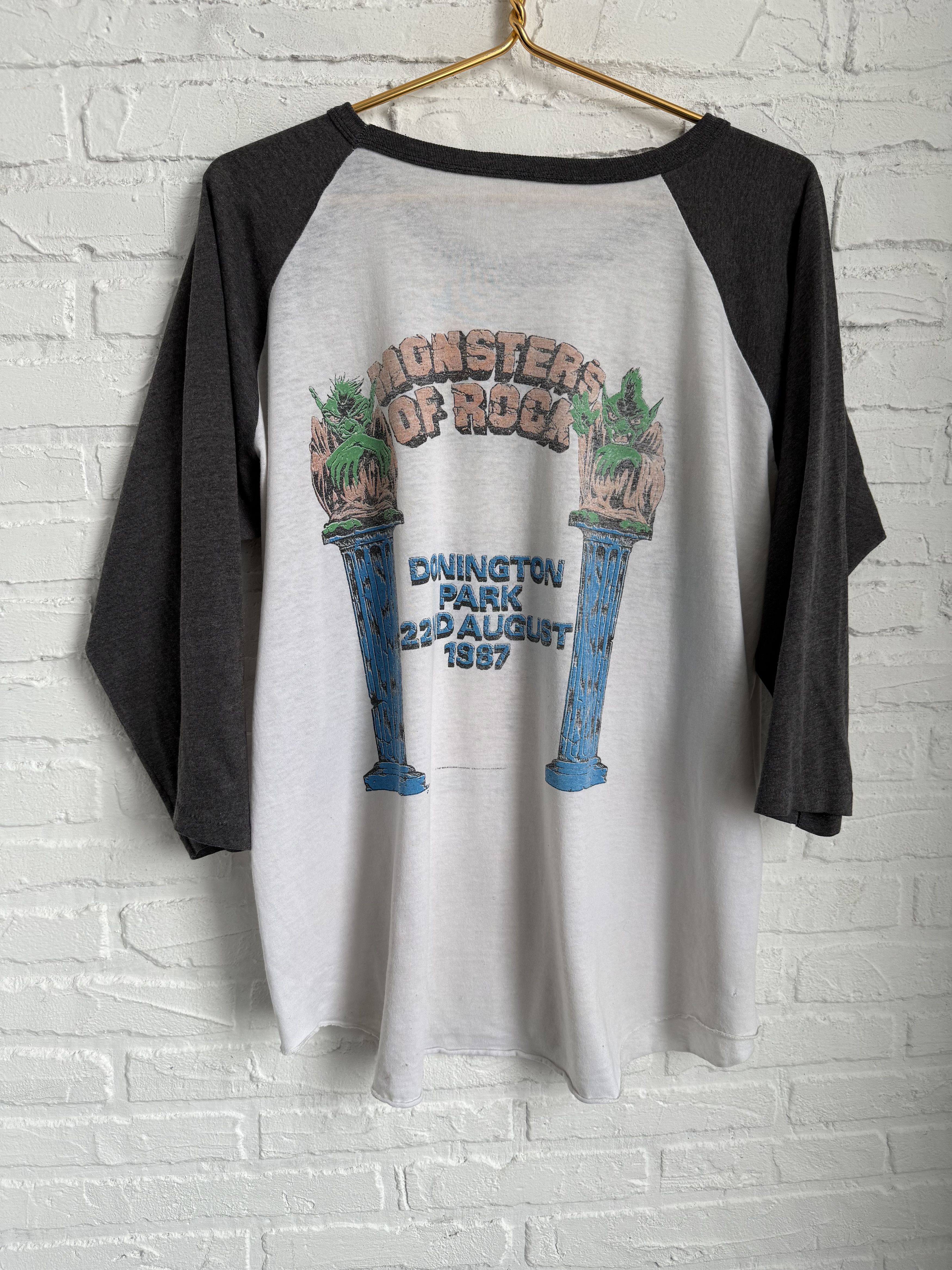 Band Tees Vintage 1987 Monsters of Rock Bon Jovi long sleeve t-shirt Size US L / EU 52-54 / 3 - 5 Thumbnail