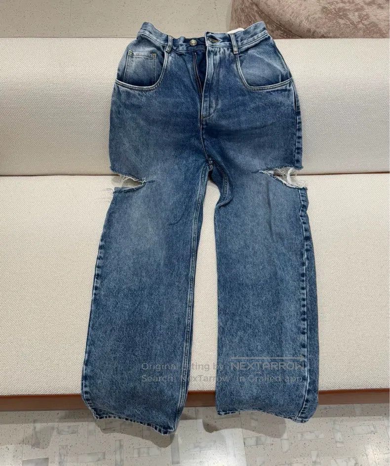 Maison Margiela Maison Margiela Cut jeans with a knife Size 25" / US 0 / IT 36 - 1 Thumbnail