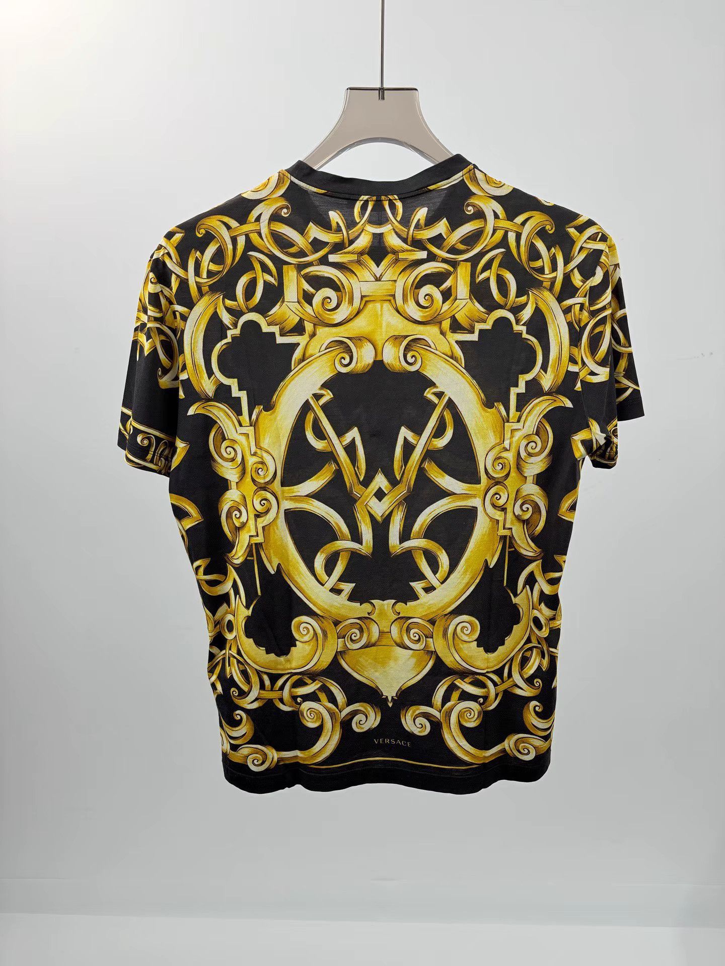 Versace VERSACE Baroque Print Short Sleeve K1 Size US S / EU 44-46 / 1 - 2 Thumbnail