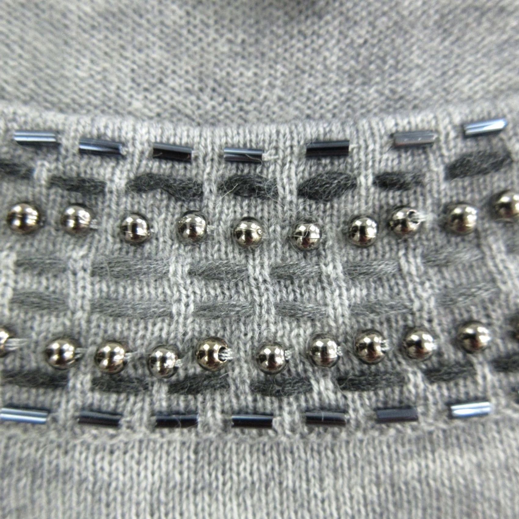 Banana Republic Banana Republic Sweater Womens Medium Gray Beaded Neck Wool Blend Knit Pullover Size M / US 6-8 / IT 42-44 - 3 Thumbnail