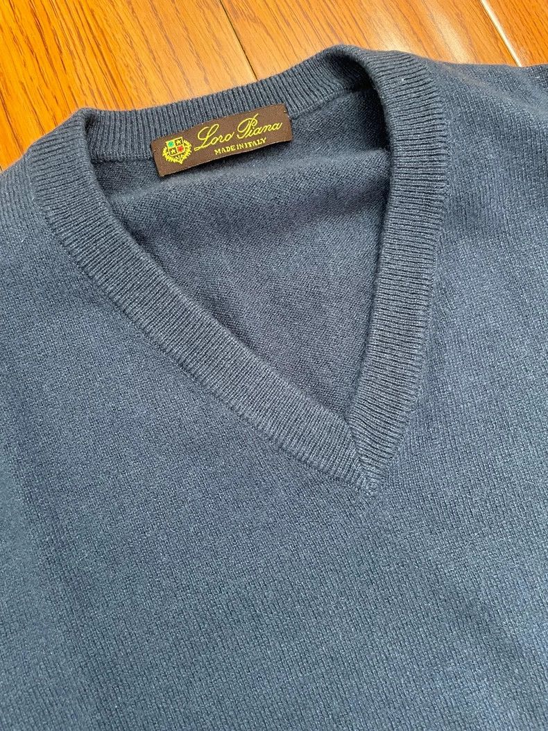 Loro Piana LORO PIANA Cashmere V-neck sweater 100% cashmere Size US L / EU 52-54 / 3 - 2 Thumbnail