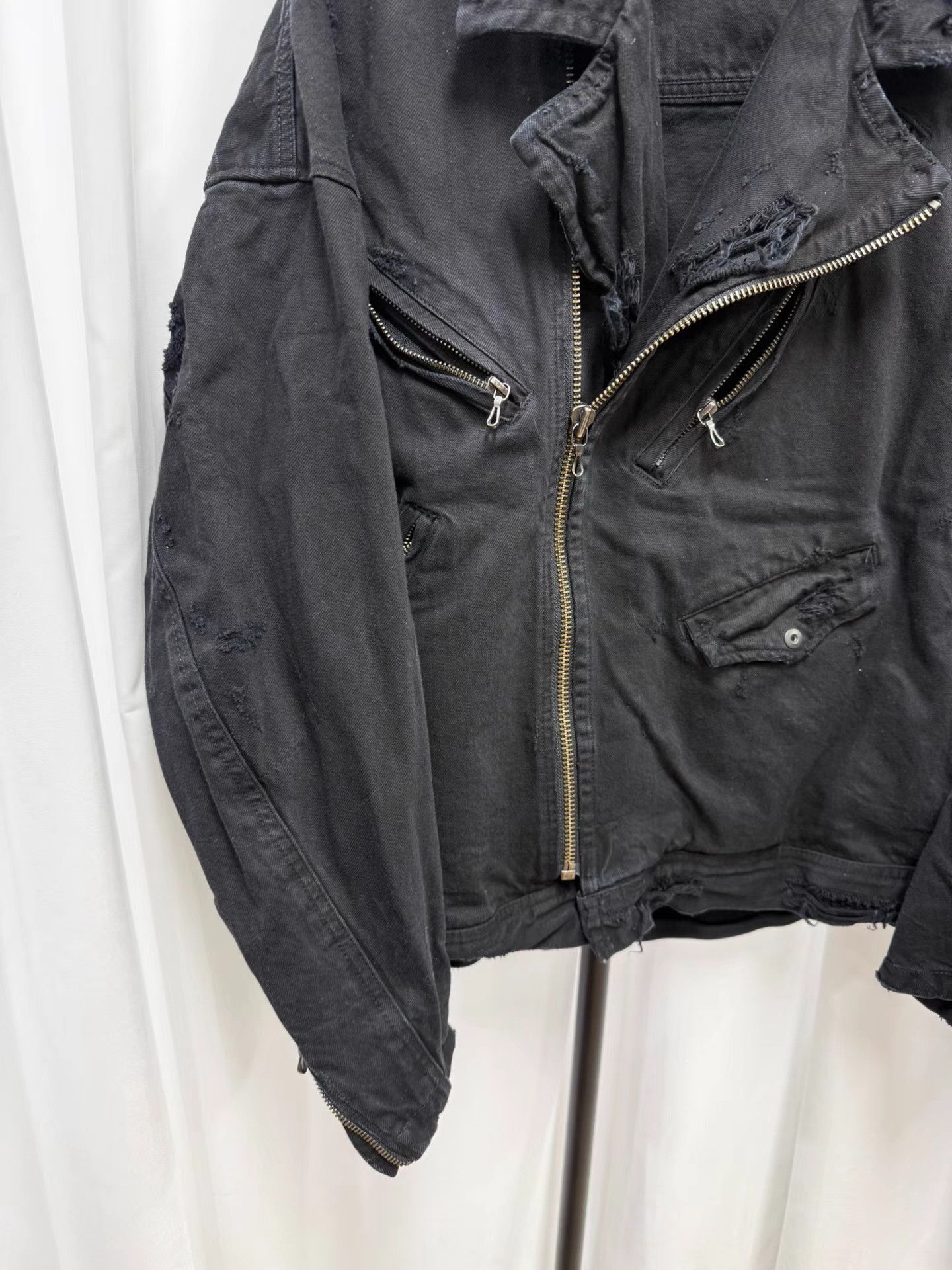 Julius Julius 7 Distressed Denim Jacket K20 Size US M / EU 48-50 / 2 - 4 Thumbnail