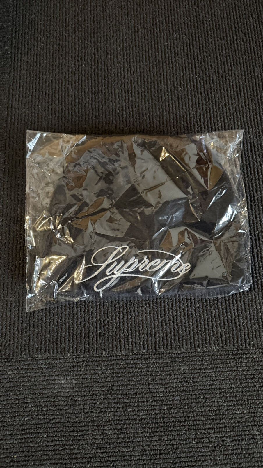 Supreme Supreme Kangol Furgora script beanie (black) Size ONE SIZE - 1 Thumbnail