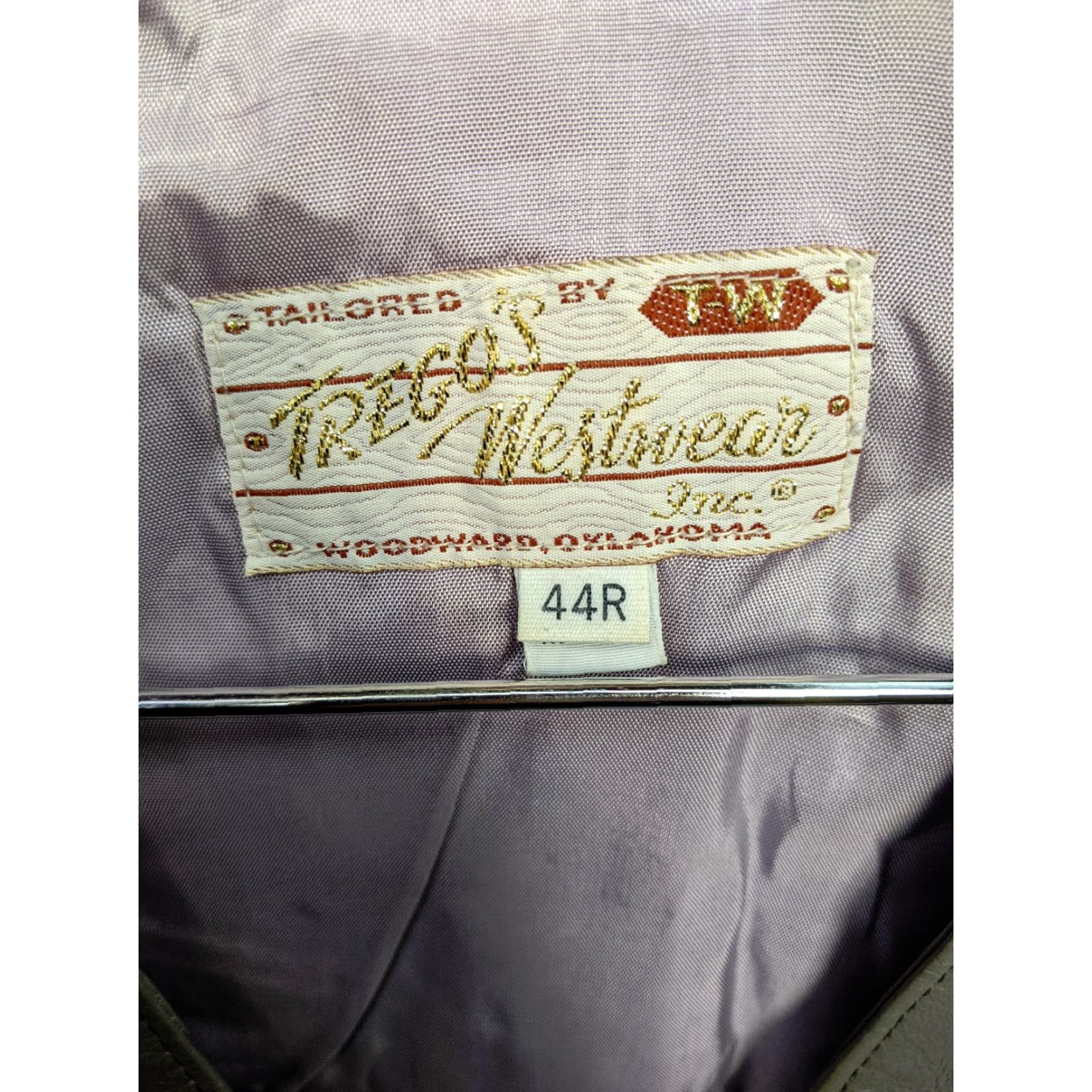 Vintage VINTAGE Trego's Westwear Mens 44R Gray Leather 5 Button Vest V Neck Shirt Size US S / EU 44-46 / 1 - 3 Thumbnail