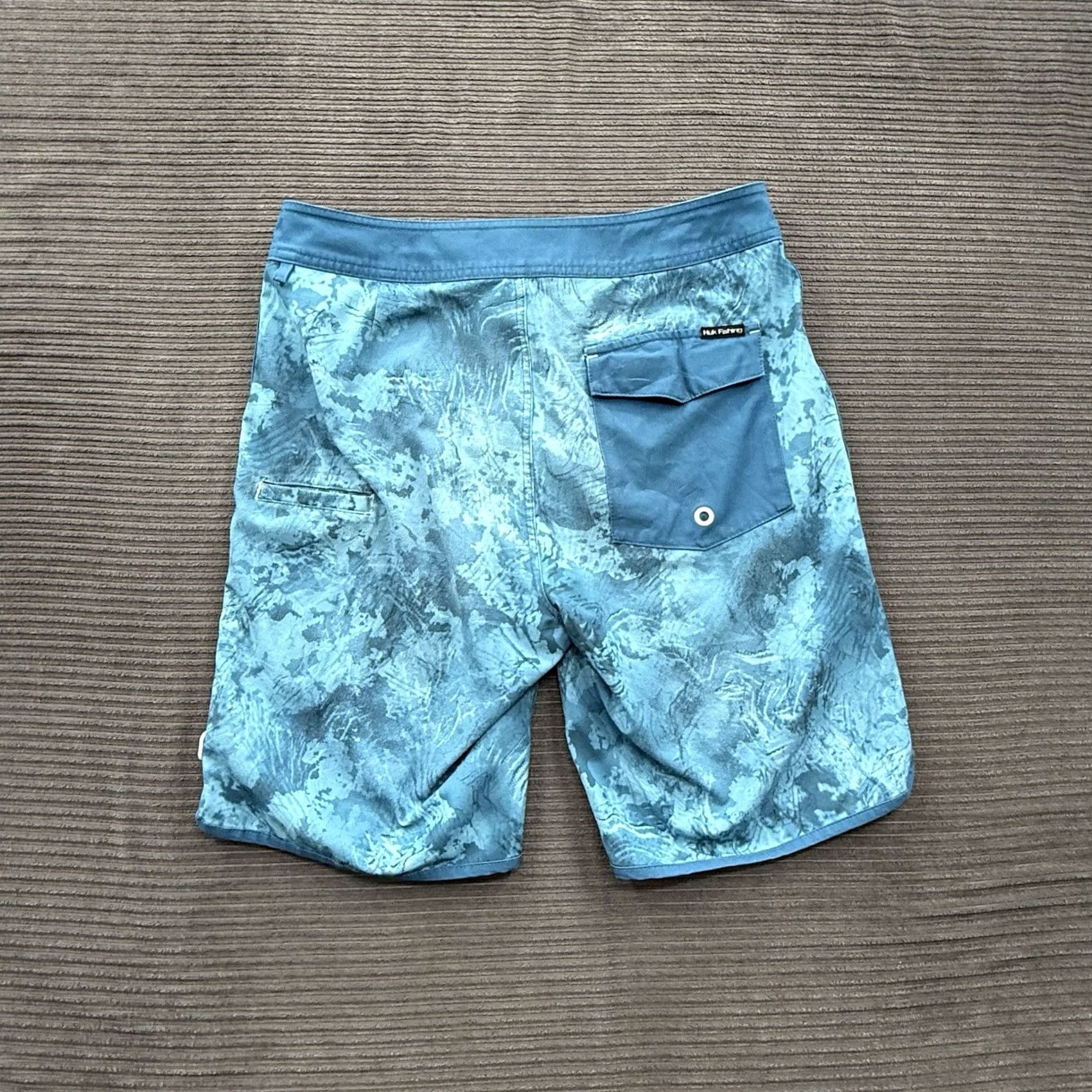 Vintage Huk Shorts Men 30 Blue Ocean Polyester Breathable Outdoor Board Shorts Size US 30 / EU 46 - 2 Thumbnail