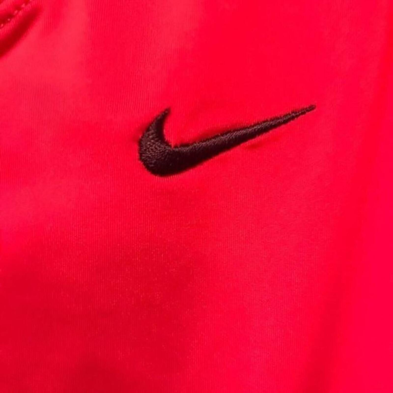 Nike *30off3* NWOT. NIKE ACTIVE DRI-FIT workout tank top. Size S / US 4 / IT 40 - 6 Thumbnail