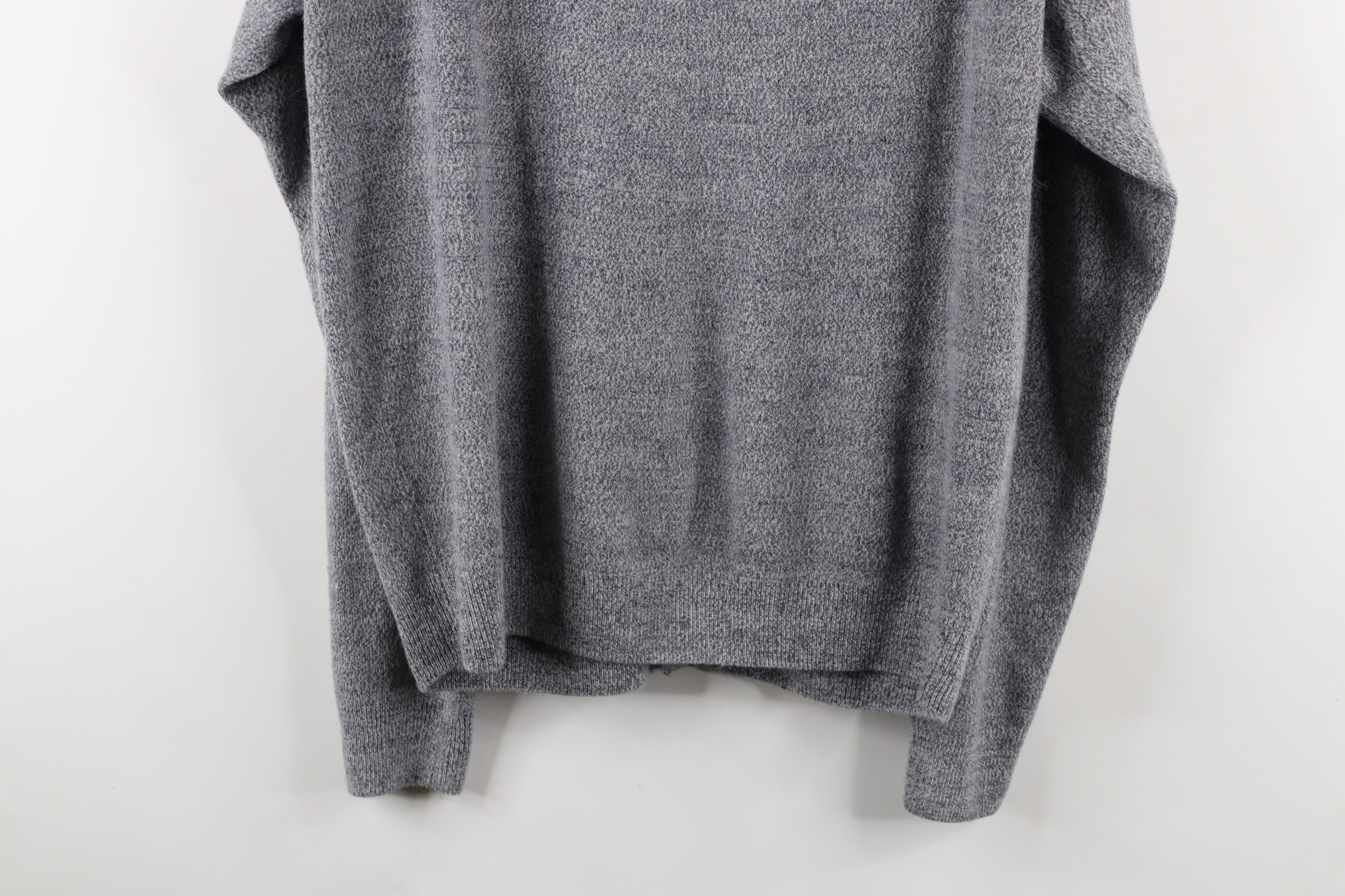 Vintage Vintage 90s Streetwear Knit Cardigan Sweater Heather Gray Size US L / EU 52-54 / 3 - 8 Thumbnail