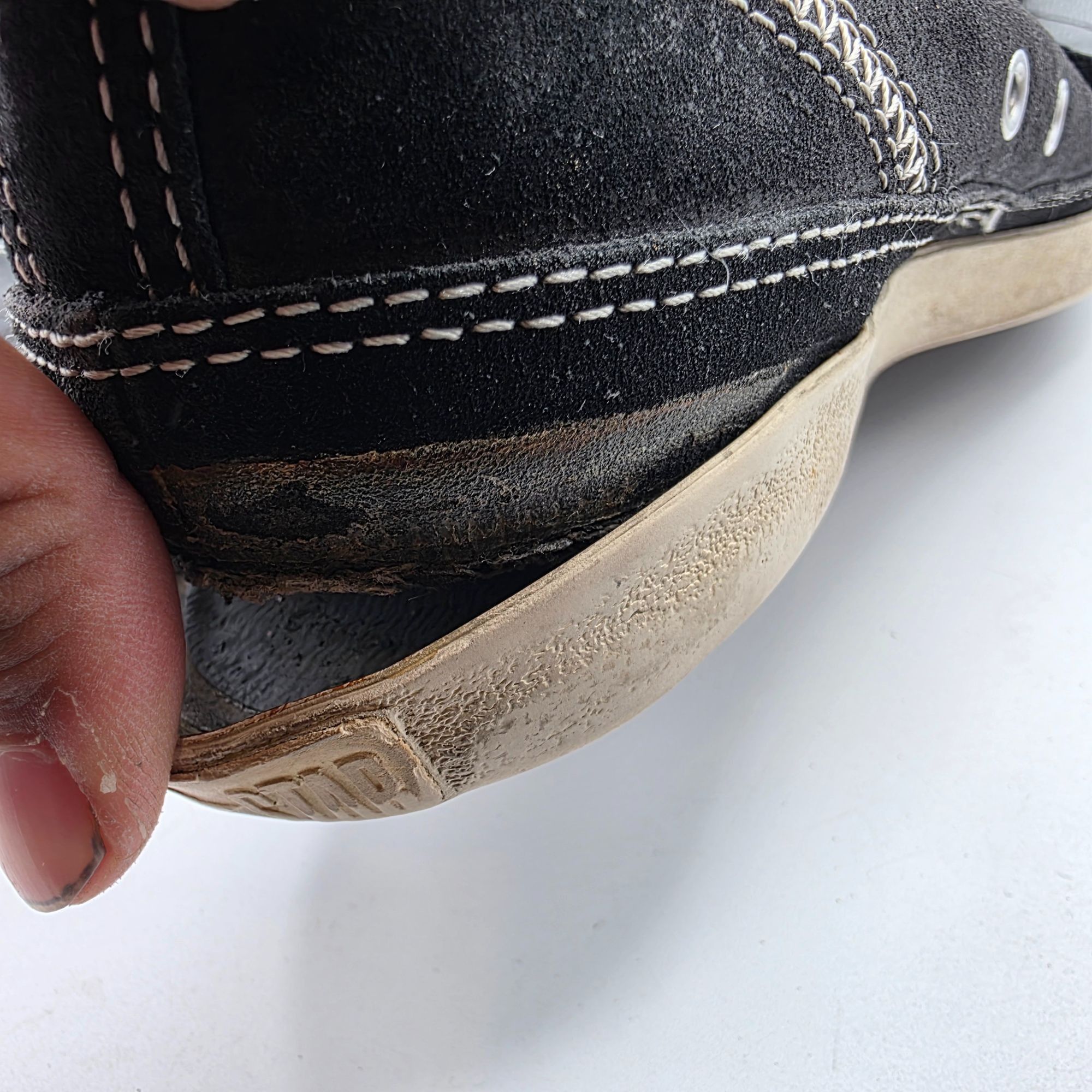 Converse Converse All Star Mens Low Top Sneakers Mens 9 Black Leather Size US 9 / EU 42 - 14 Thumbnail