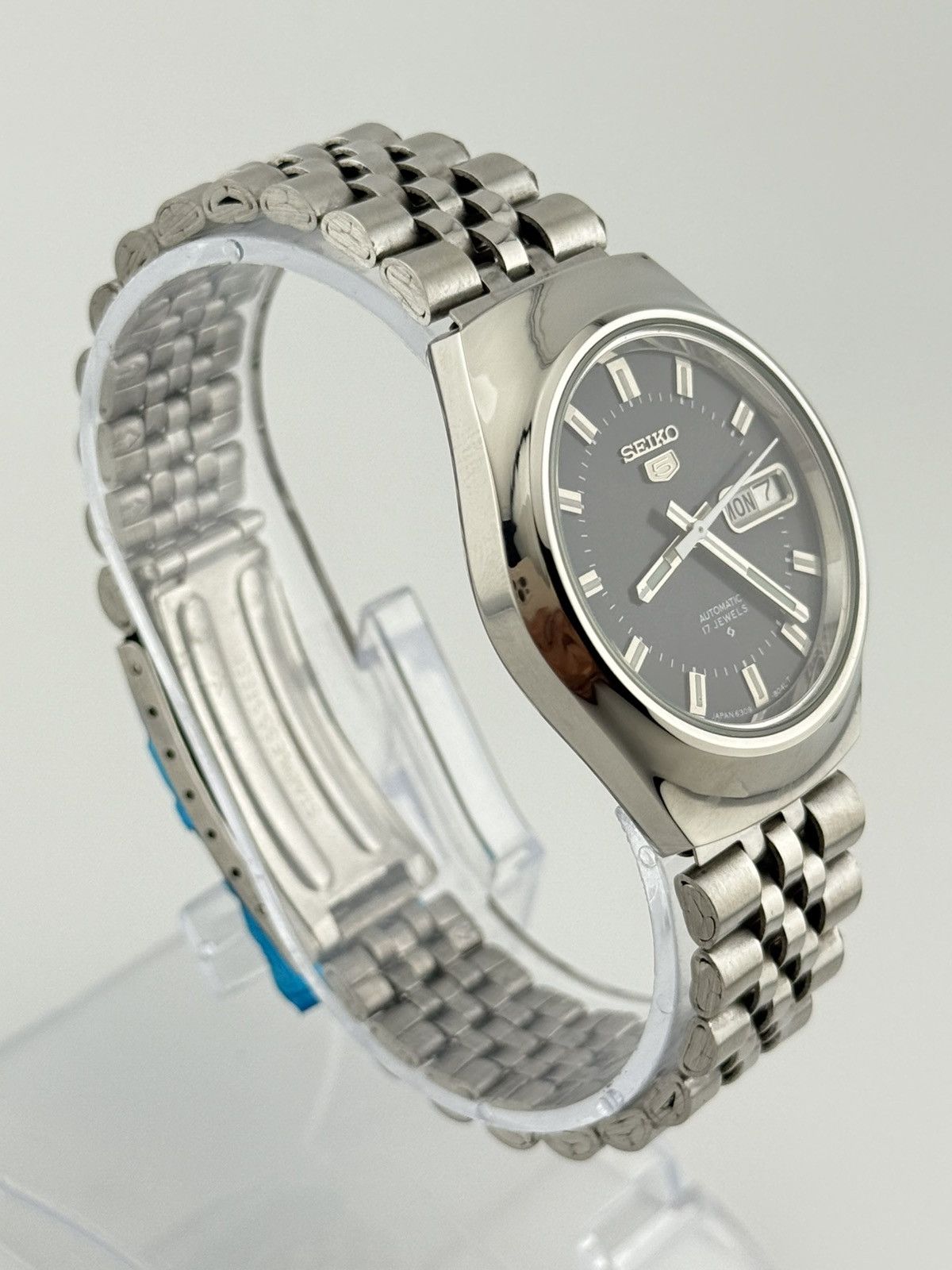 Seiko Vintage Seiko 5 Automatic 6309 Movement Black Dial Watch Size 36 - 3 Thumbnail