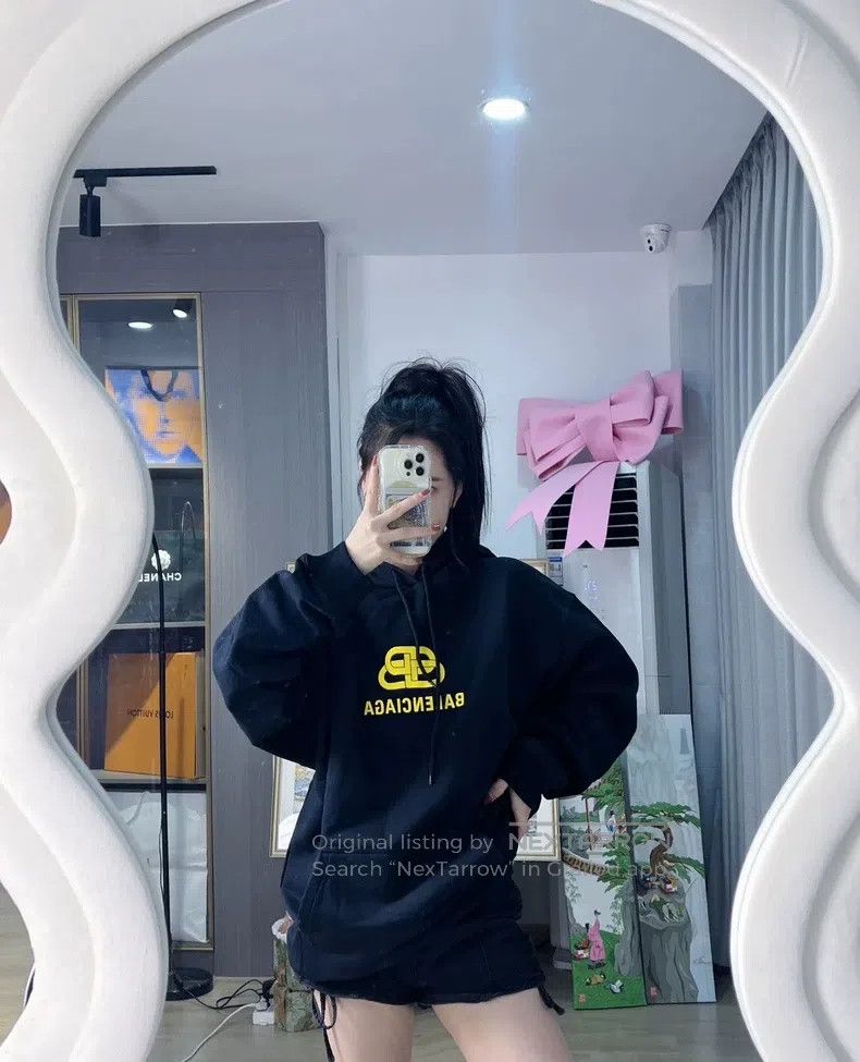Balenciaga Balenciaga Double B Lock扣 Classic Printed Hoodie Size US XS / EU 42 / 0 - 8 Thumbnail