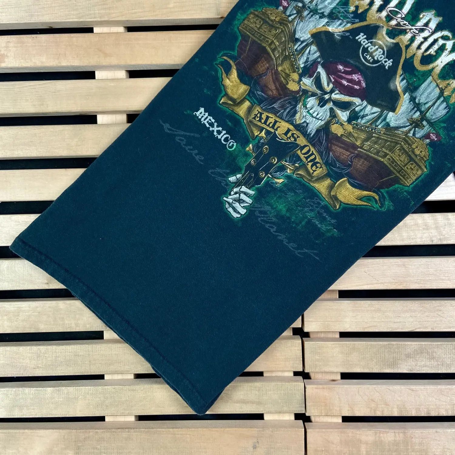 Band Tees × Hard Rock Cafe × Vintage Mens Vintage T Shirt Hard Rock Cafe Size S Size US S / EU 44-46 / 1 - 3 Thumbnail