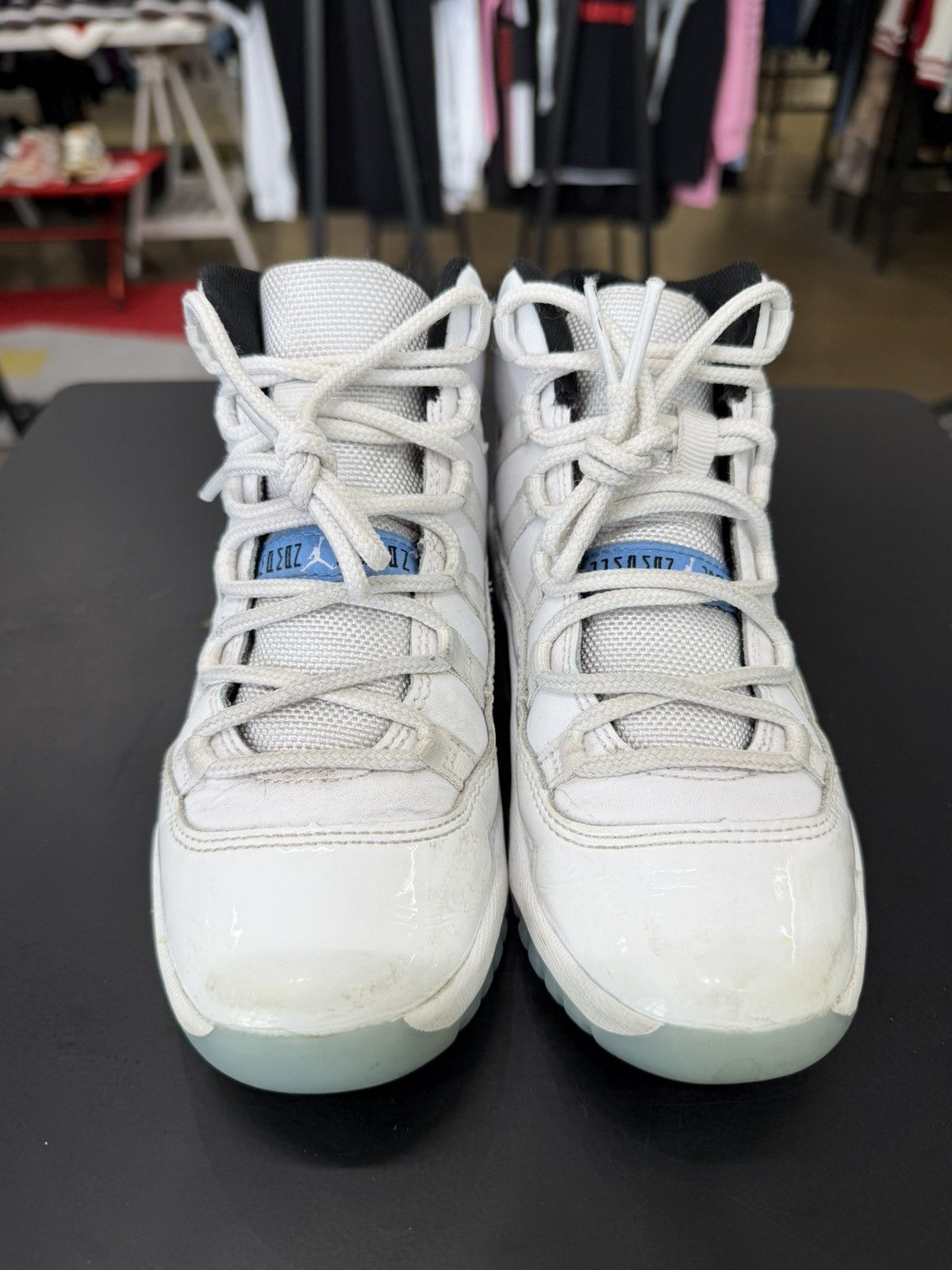Jordan Brand Air Jordan 11 Legend Blue Size 1Y (2024) Size US 5 / EU 37 - 2 Thumbnail
