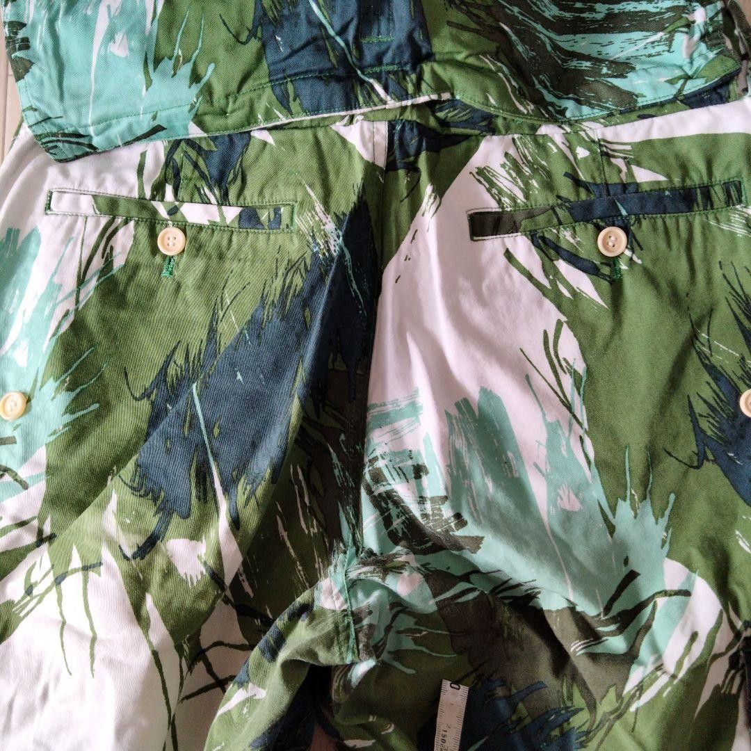 Issey Miyake × Japanese Brand ISSEY MIYAKE Safari Cargo Shorts Casual Pants Khaki Size US 31 - 9 Thumbnail