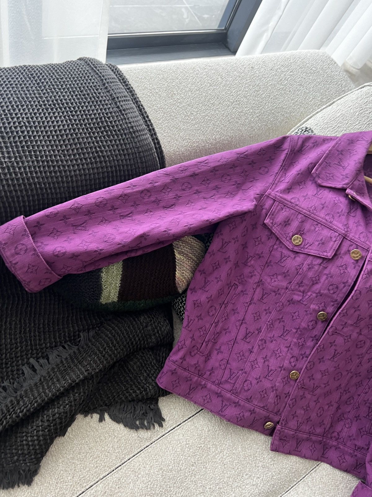 Louis Vuitton × Virgil Abloh Louis Vuitton Virgil Abloh Monogram Denim Jacket Size US M / EU 48-50 / 2 - 2 Thumbnail