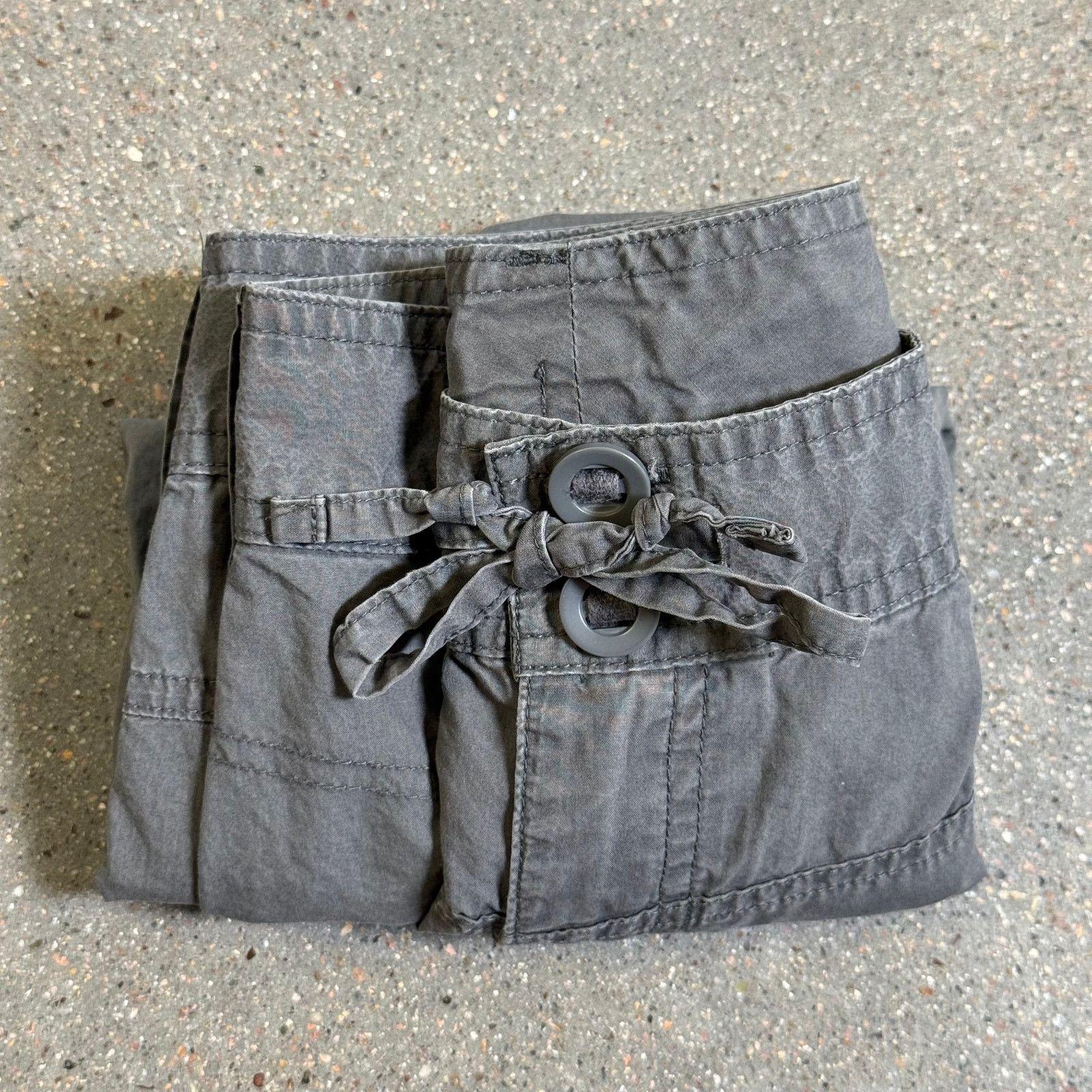 Columbia Columbia Women’s Cargo Shorts Gray 14 12L Hiking 100% Cotton Size 34" / US 12 / IT 48 - 9 Thumbnail