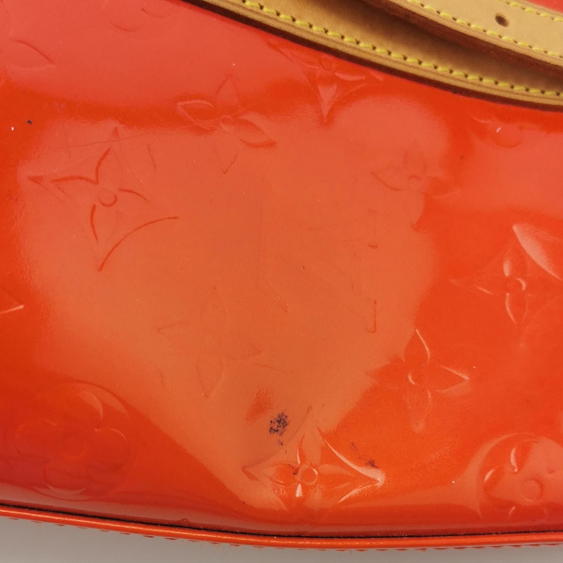 Louis Vuitton Louis Vuitton (LV) Bucket Large Patent Leather Vintage Embo Size ONE SIZE - 4 Thumbnail