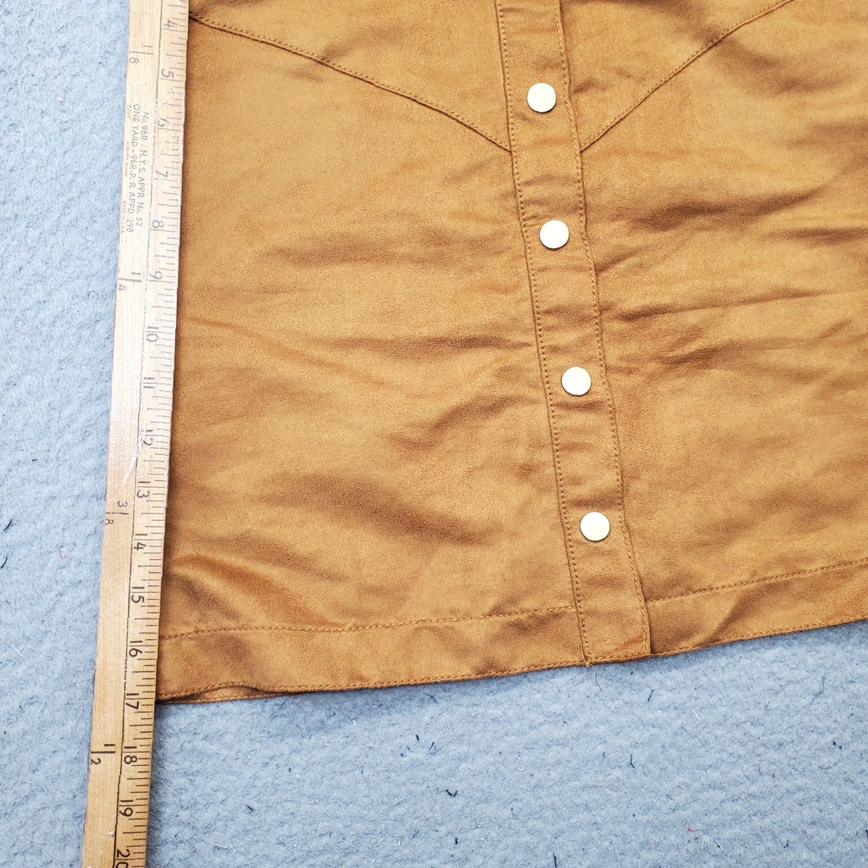 H&M H&M Womens Size 6 Brown Faux Suede Leather A-Line Mini Skirt Classic Snap Front Shirt? Size 28" / US 6 / IT 42 - 3 Thumbnail