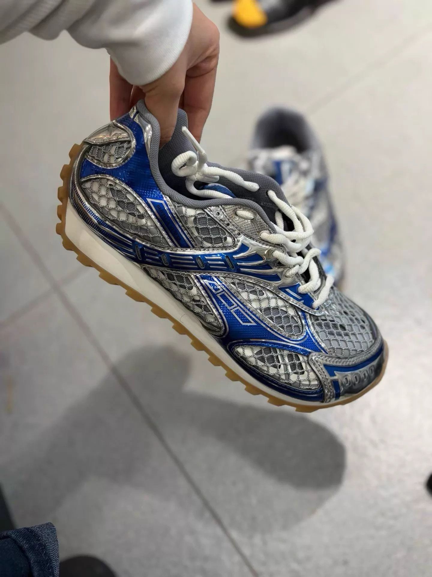 Bottega Veneta Bottega Veneta Mirror Blue 99.99 New Sneakers 39 Size US 8.5 / IT 38.5 - 2 Thumbnail