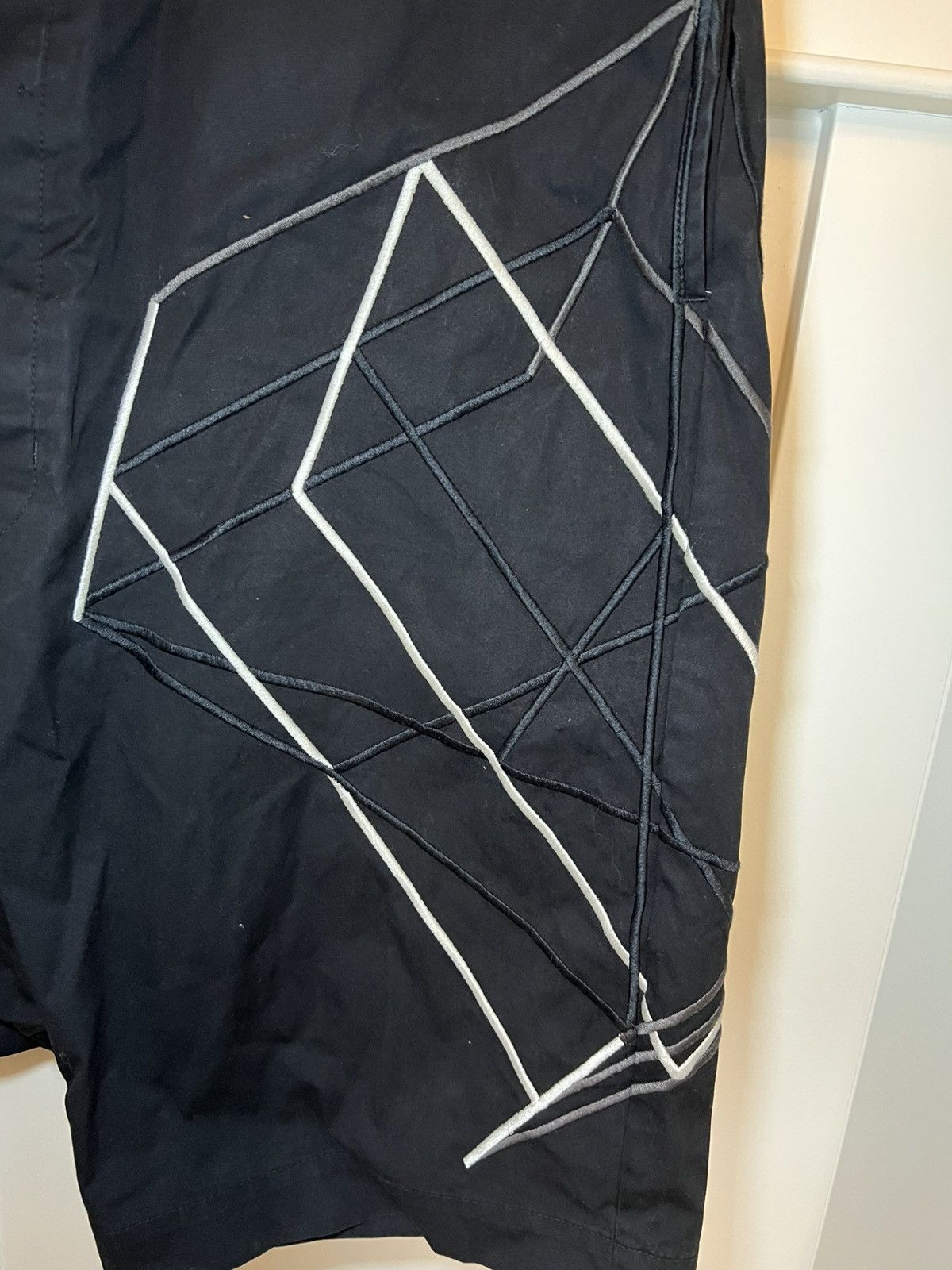 Rick Owens Rick Owens SS19 Babel geometric embroidered pod shorts Size US 34 / EU 50 - 10 Thumbnail