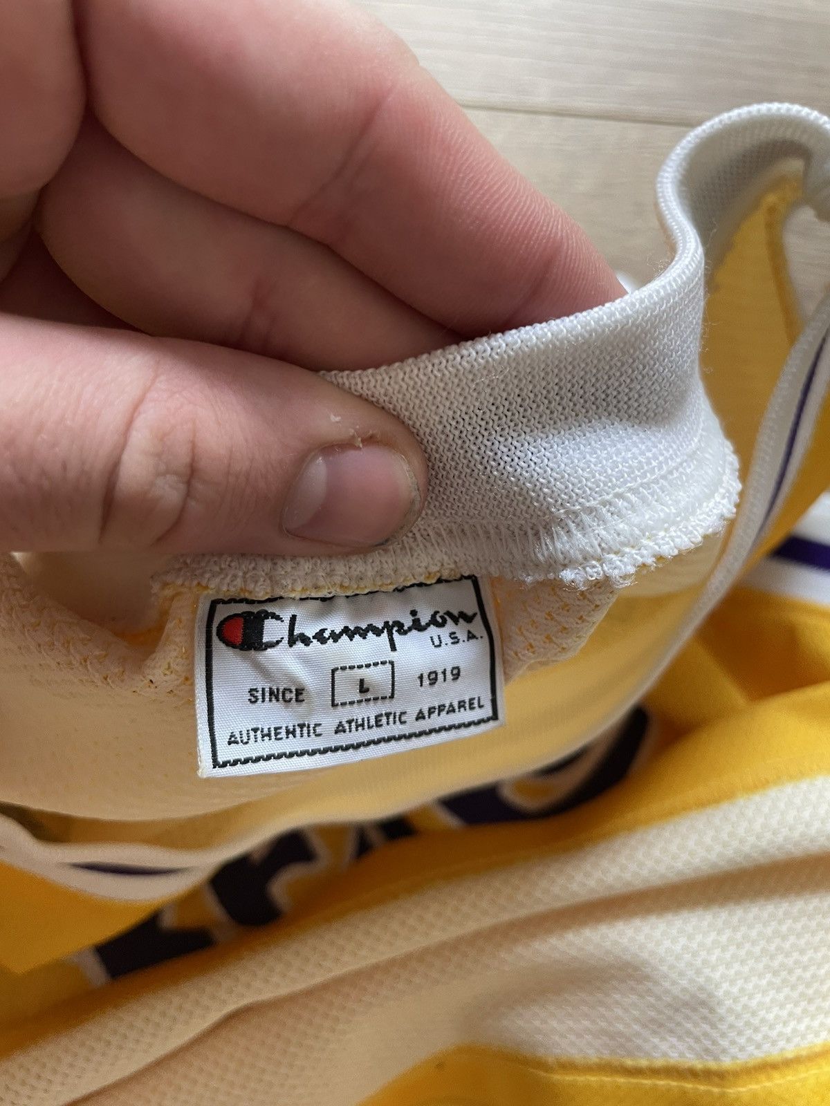 Champion × NBA Champion NBA L. A. Lakers Shaquille O’Neal Basketball Jersey Size US L / EU 52-54 / 3 - 4 Thumbnail