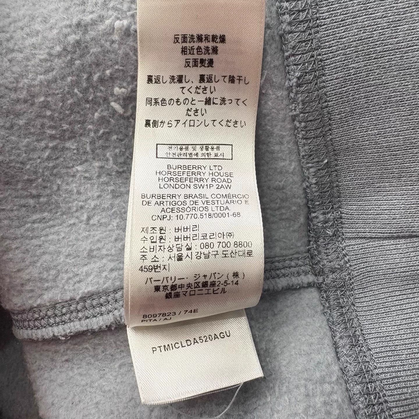 Burberry Burberry Blue Label script flocked Mist crewneck Size XL / US 12-14 / IT 48-50 - 7 Thumbnail