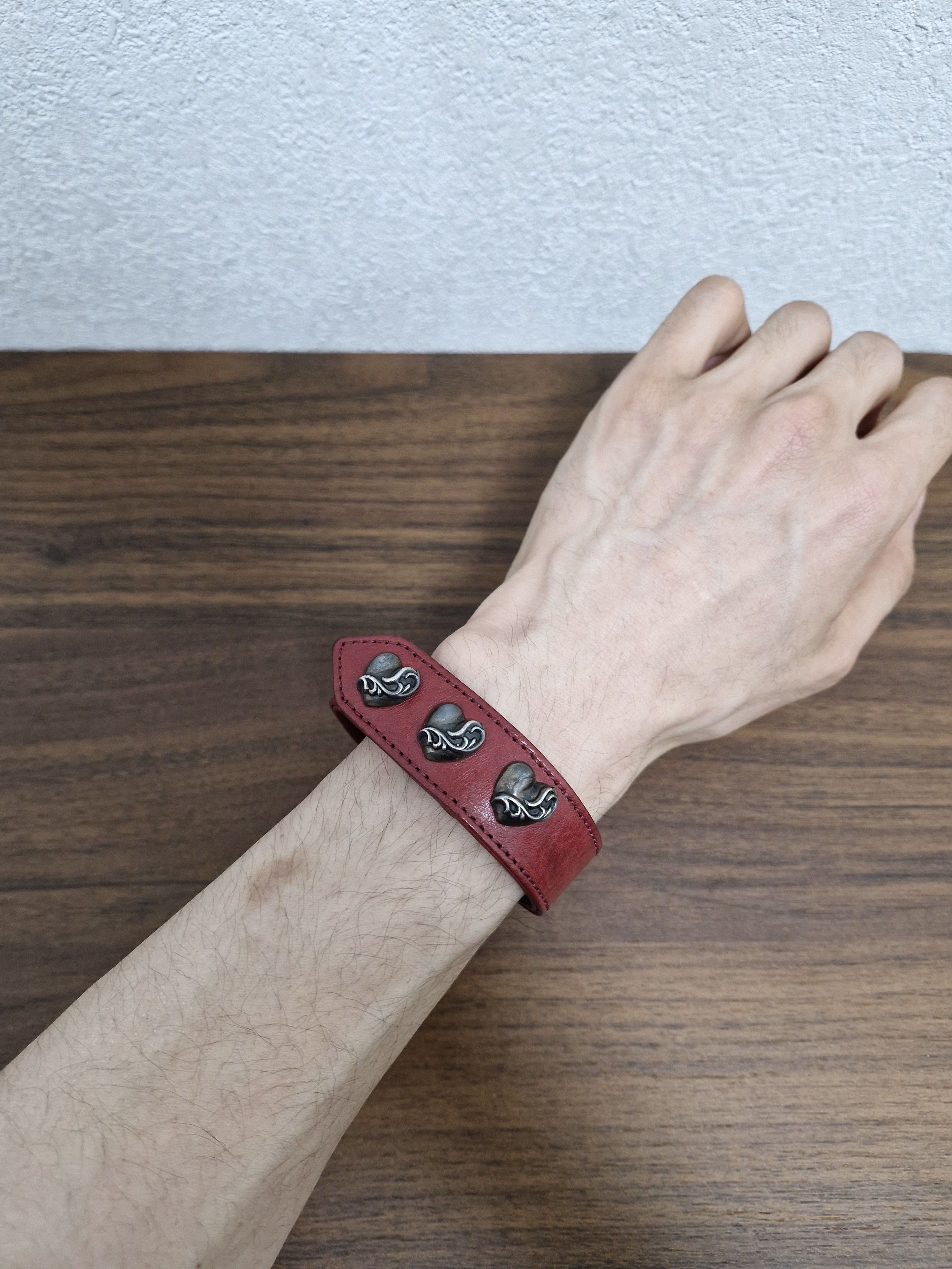 Chrome Hearts CHROME HEARTS Red Leather Heart Snap Bracelet Size ONE SIZE - 8 Thumbnail