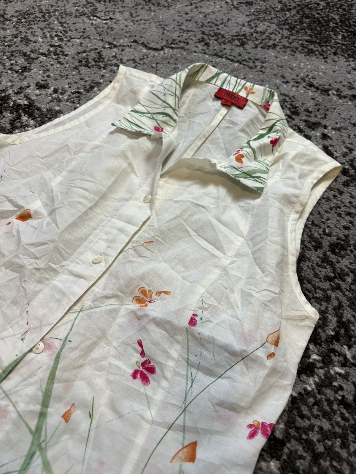 Vintage 90s Hugo Boss painted flowers white blouse