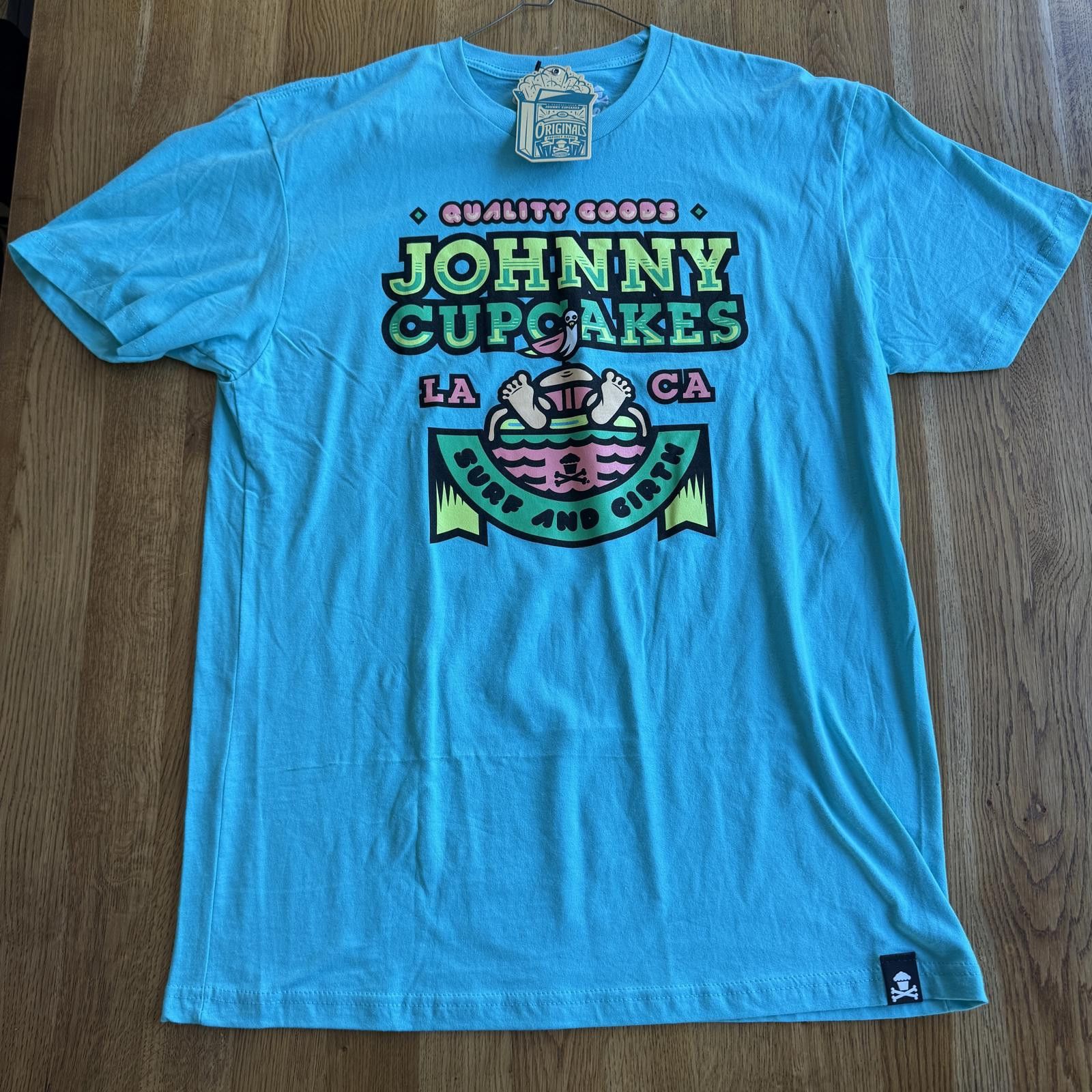 Johnny Cupcakes Johnny Cupcakes Los Angeles Exclusive Brand New Large Size US L / EU 52-54 / 3 - 1 Thumbnail