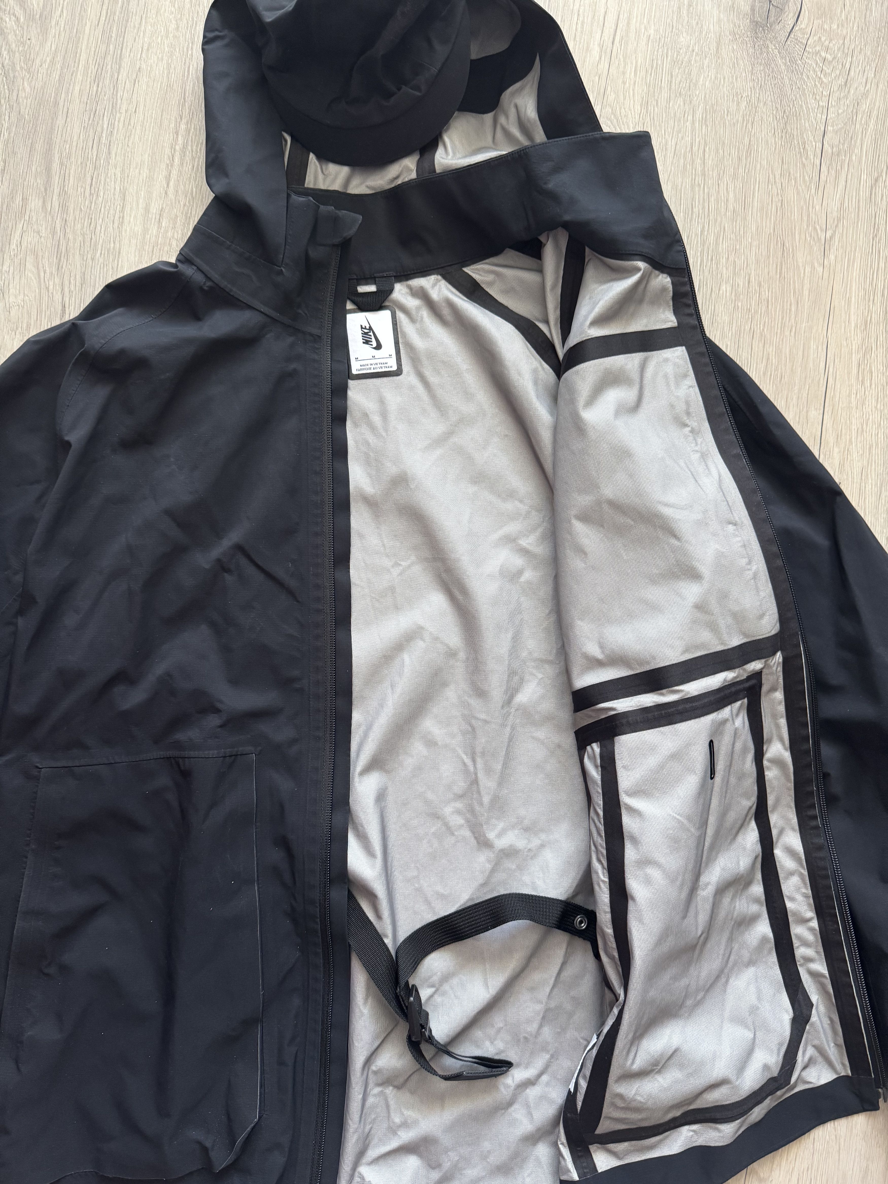 Nike Nike lab Essentials Hooded Lightweight acronym acg gore-tex Size US M / EU 48-50 / 2 - 9 Thumbnail