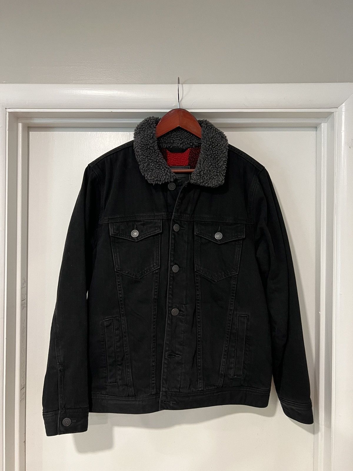 Abercrombie & Fitch Abercrombie & Fitch Men's Buffalo Plaid Sherpa Lined Jacket Size US S / EU 44-46 / 1 - 2 Thumbnail
