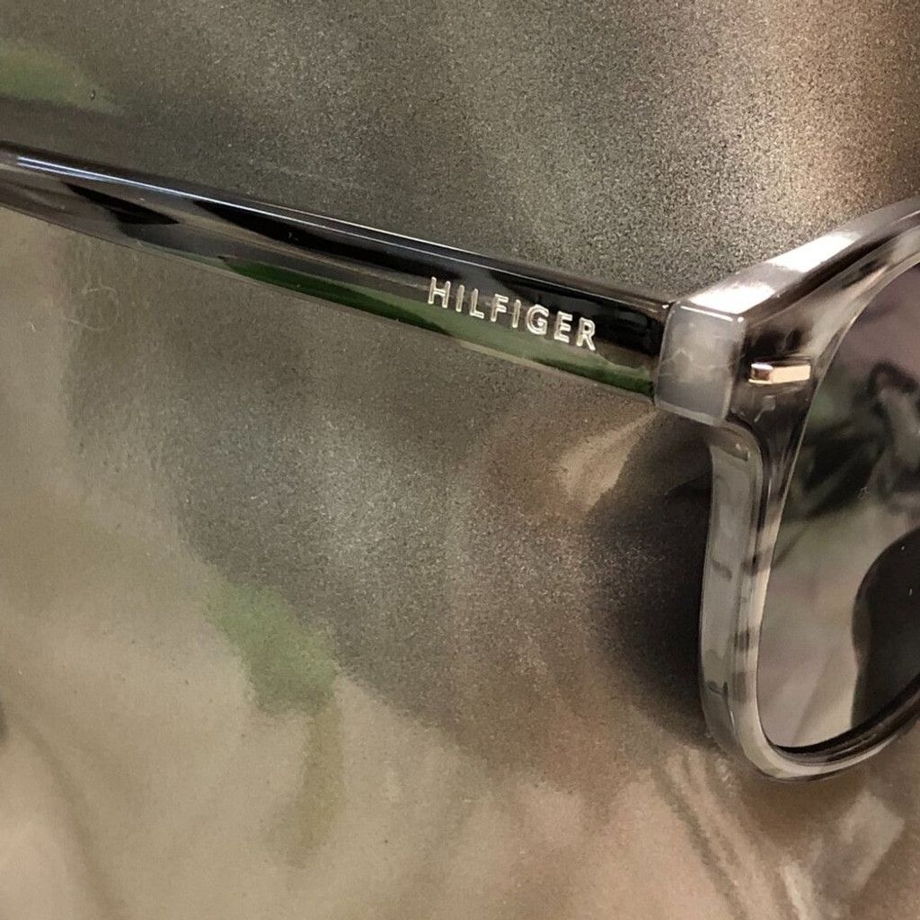Tommy Hilfiger Tommy Hilfiger Black & Gray Round Animal Print Sunglasses Size ONE SIZE - 2 Thumbnail