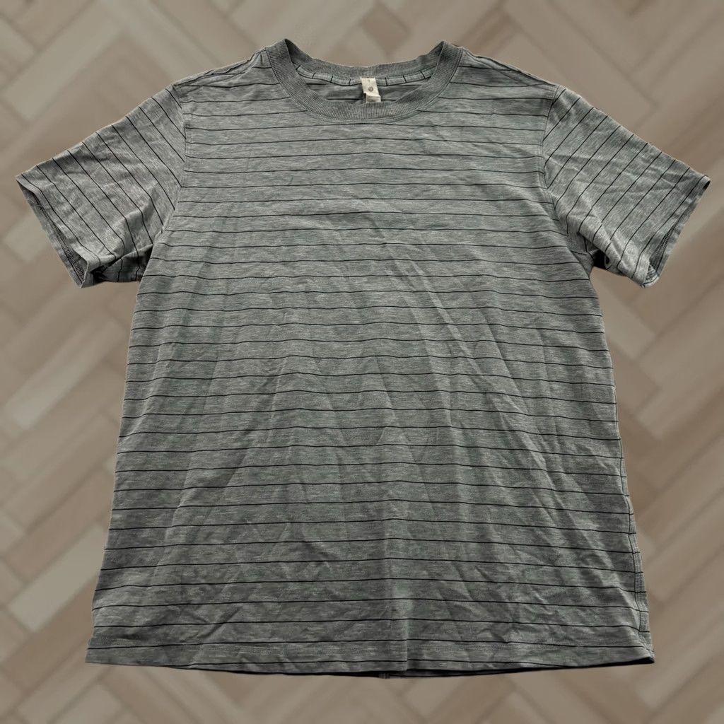 Lululemon Lululemon Love Striped Short Sleeve Crewneck T Shirt Women's 2 Gray Size XS / US 0-2 / IT 36-38 - 1 Thumbnail