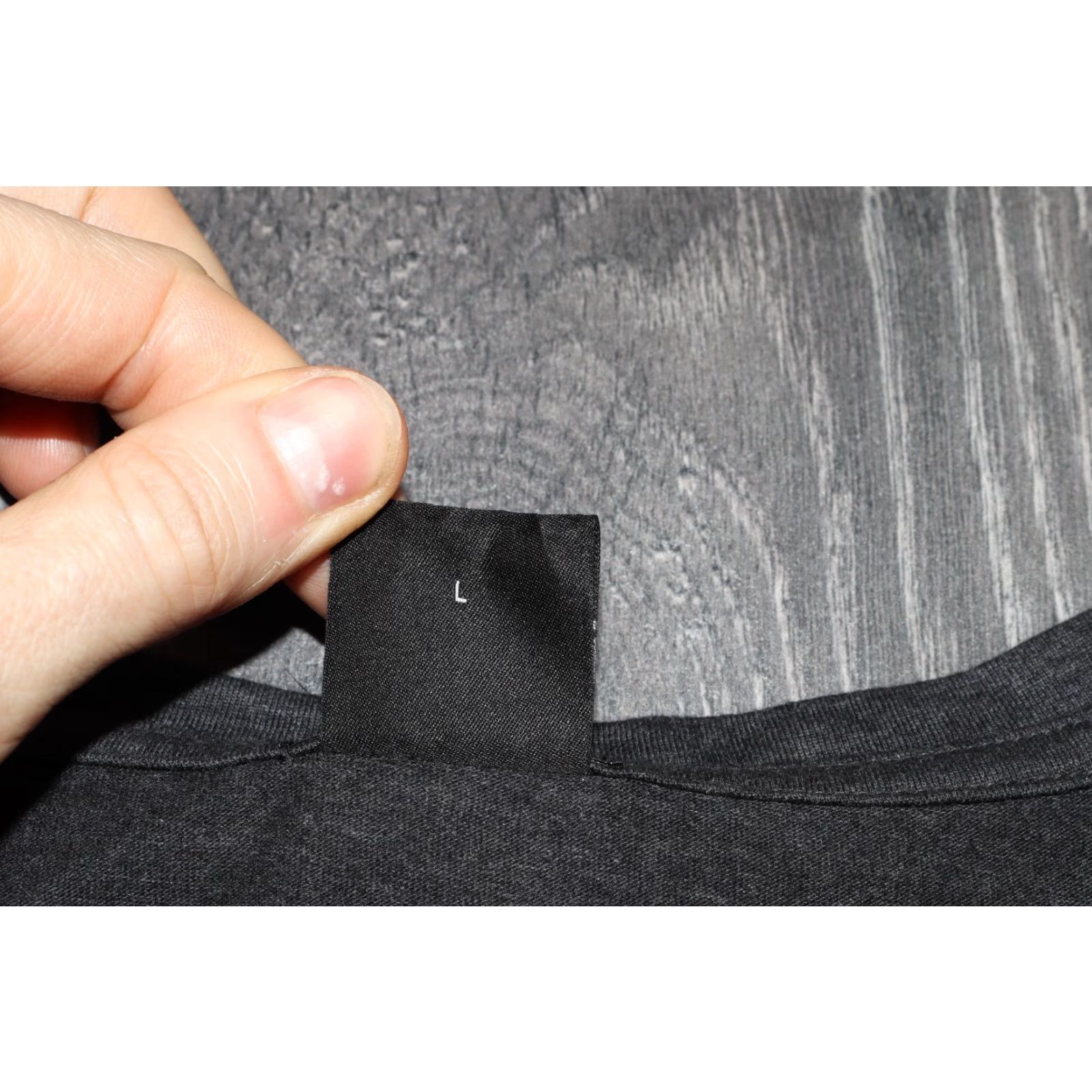 Hugo Boss HUGO BOSS T-SHIRT MEN L GRAY COTTON CREW NECK SLIM FIT ORIGINAL SHIRT Size US L / EU 52-54 / 3 - 4 Thumbnail