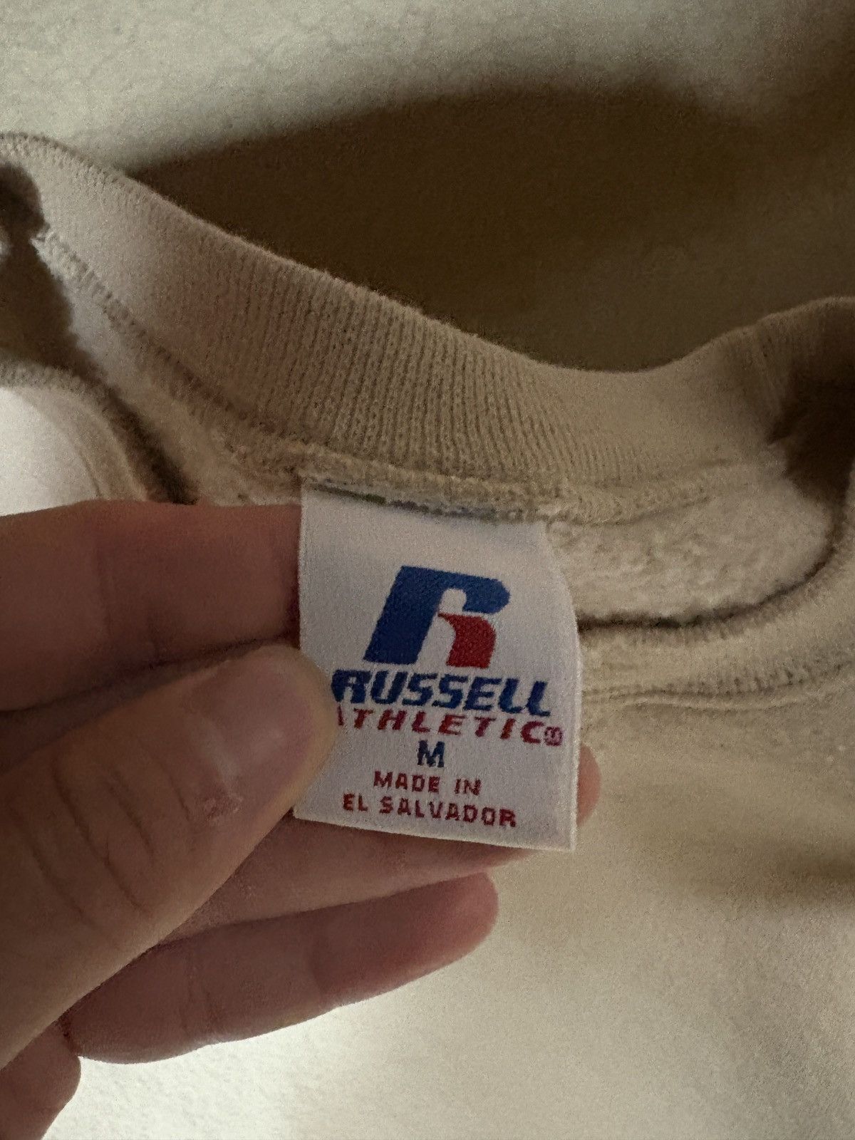 Russell Athletic VTG 90s Russell Athletic Boxy Crewneck Sweatshirt Cream Tan Size US M / EU 48-50 / 2 - 4 Thumbnail
