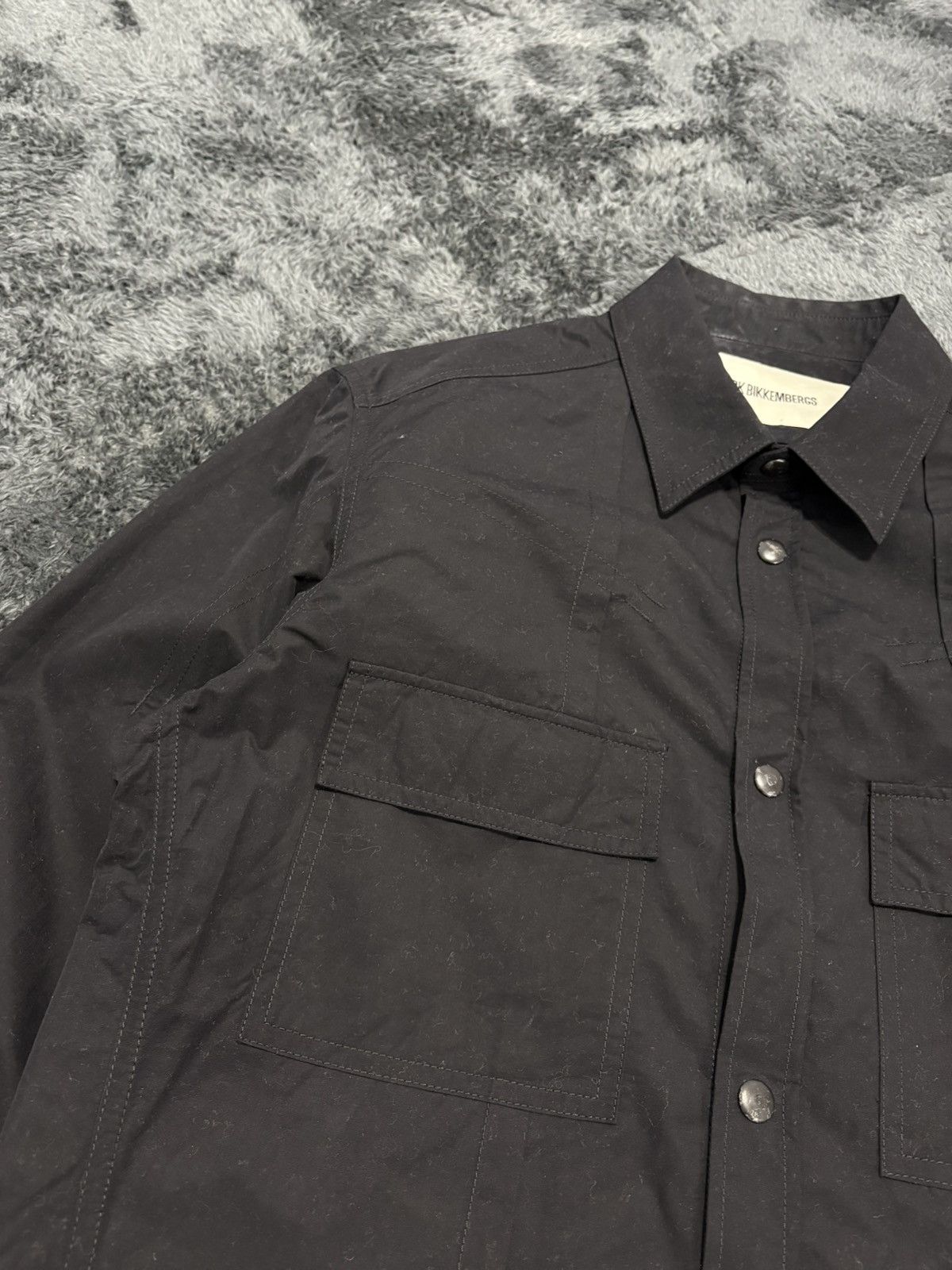 Dirk Bikkembergs Rare Dirk Bikkembergs Black Multipocket Shirt Size US L / EU 52-54 / 3 - 3 Thumbnail