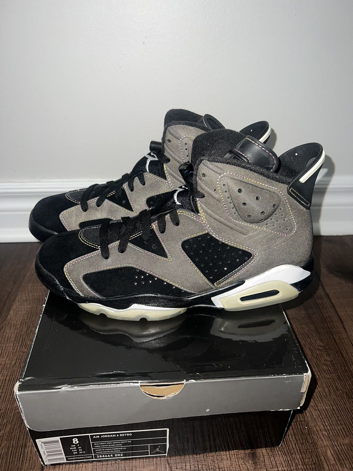 Jordan Brand 2010 jordan 6 lakers Size US 8 / EU 41 - 7 Thumbnail