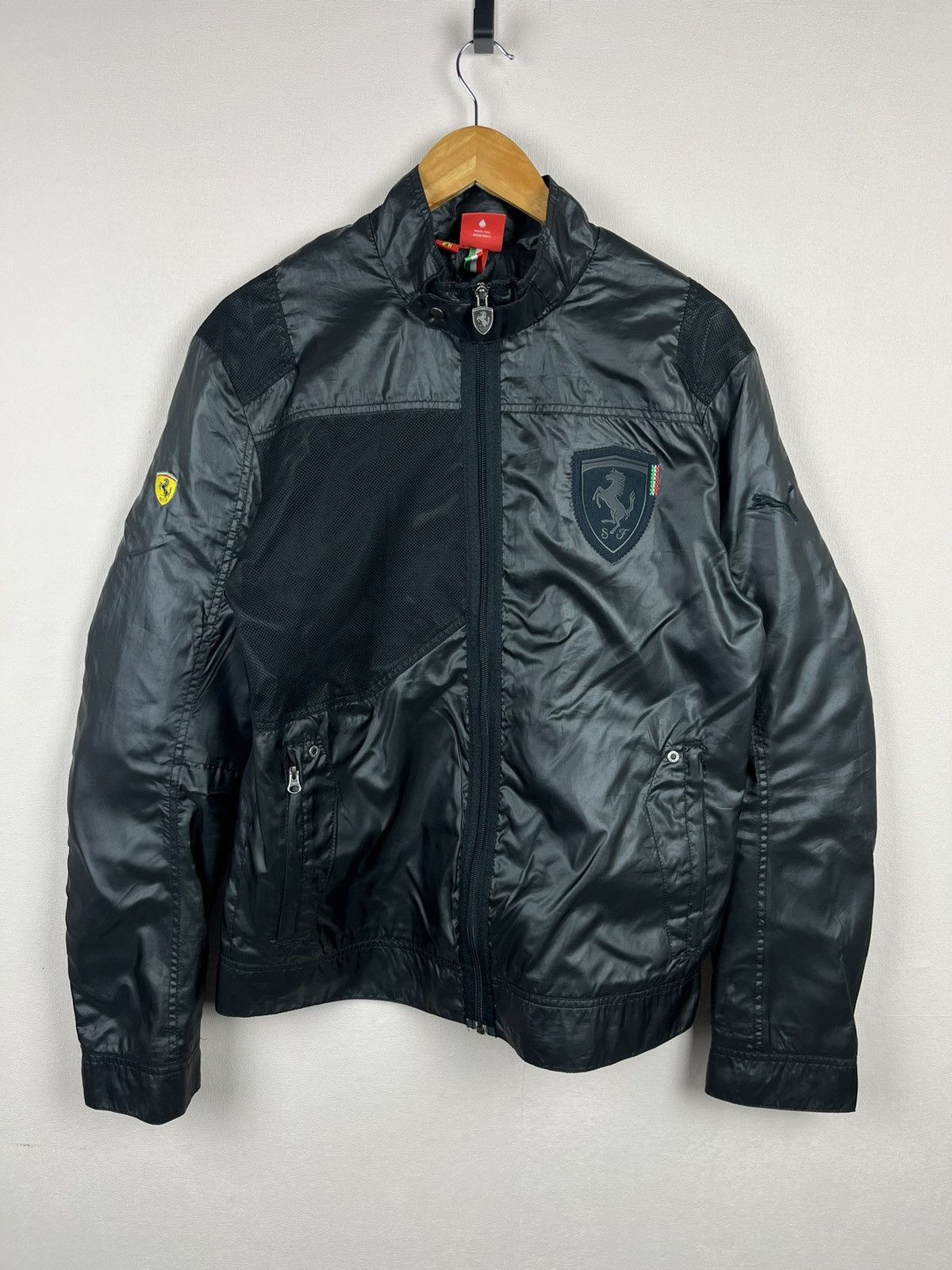 Ferrari × Puma Puma Scuderia Ferrari Premium Jacket Zip Up Black Men Size L Size US L / EU 52-54 / 3 - 1 Thumbnail