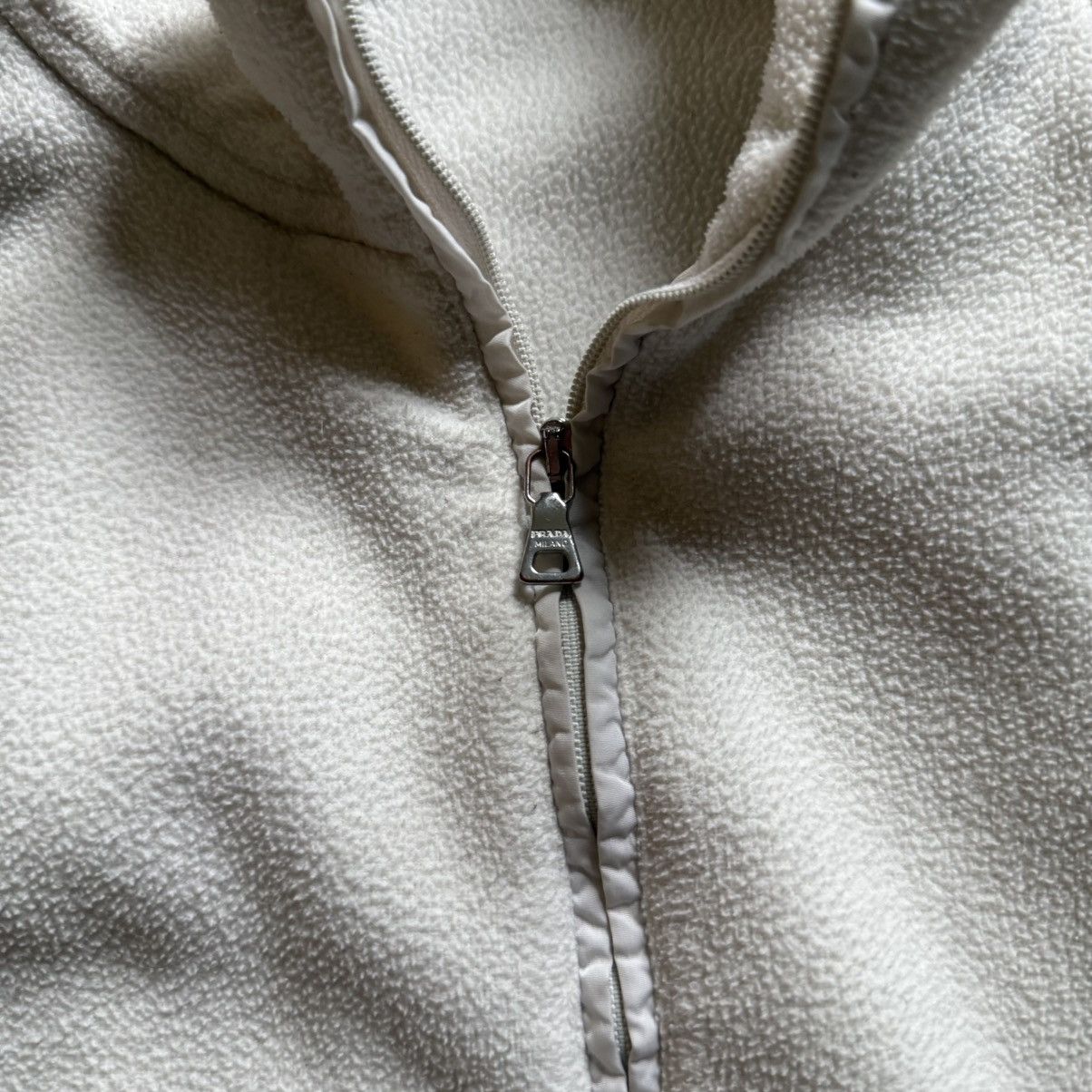 Prada 90s Linea Rossa Prada fleece Sports vest Size M / US 6-8 / IT 42-44 - 4 Thumbnail