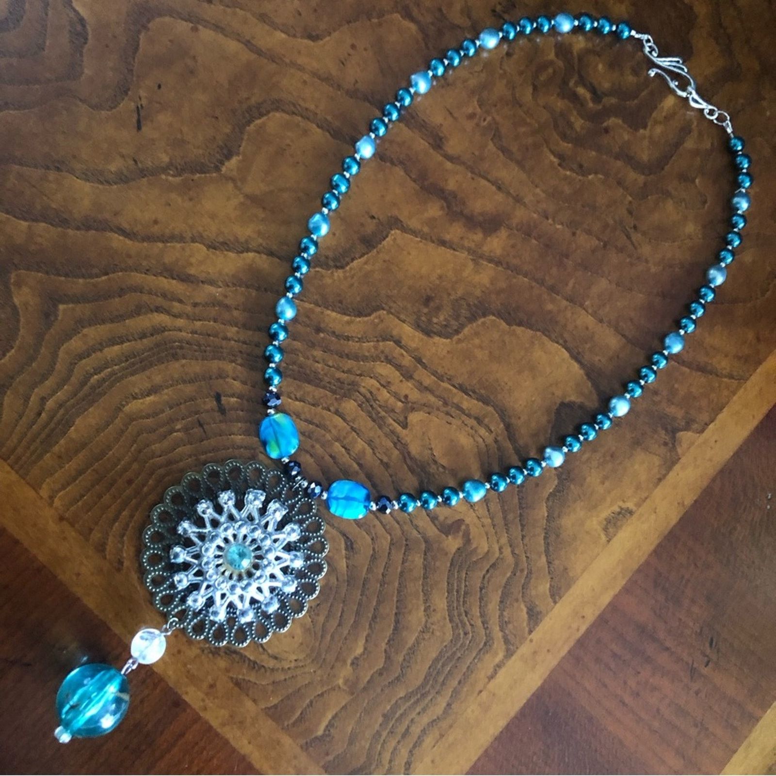 Handmade Handcrafted repurpose peacock freshwater Pearl necklace Size ONE SIZE - 8 Thumbnail