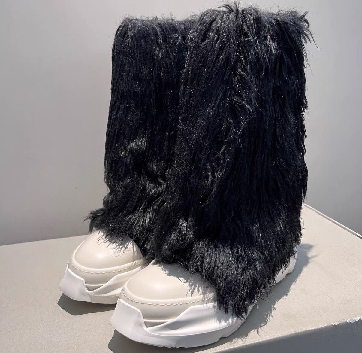 Rick Owens Rick Owens FW22 Abstract High-Top "Elephant" / Fur Boots Size US 9.5 / EU 42-43 - 3 Thumbnail