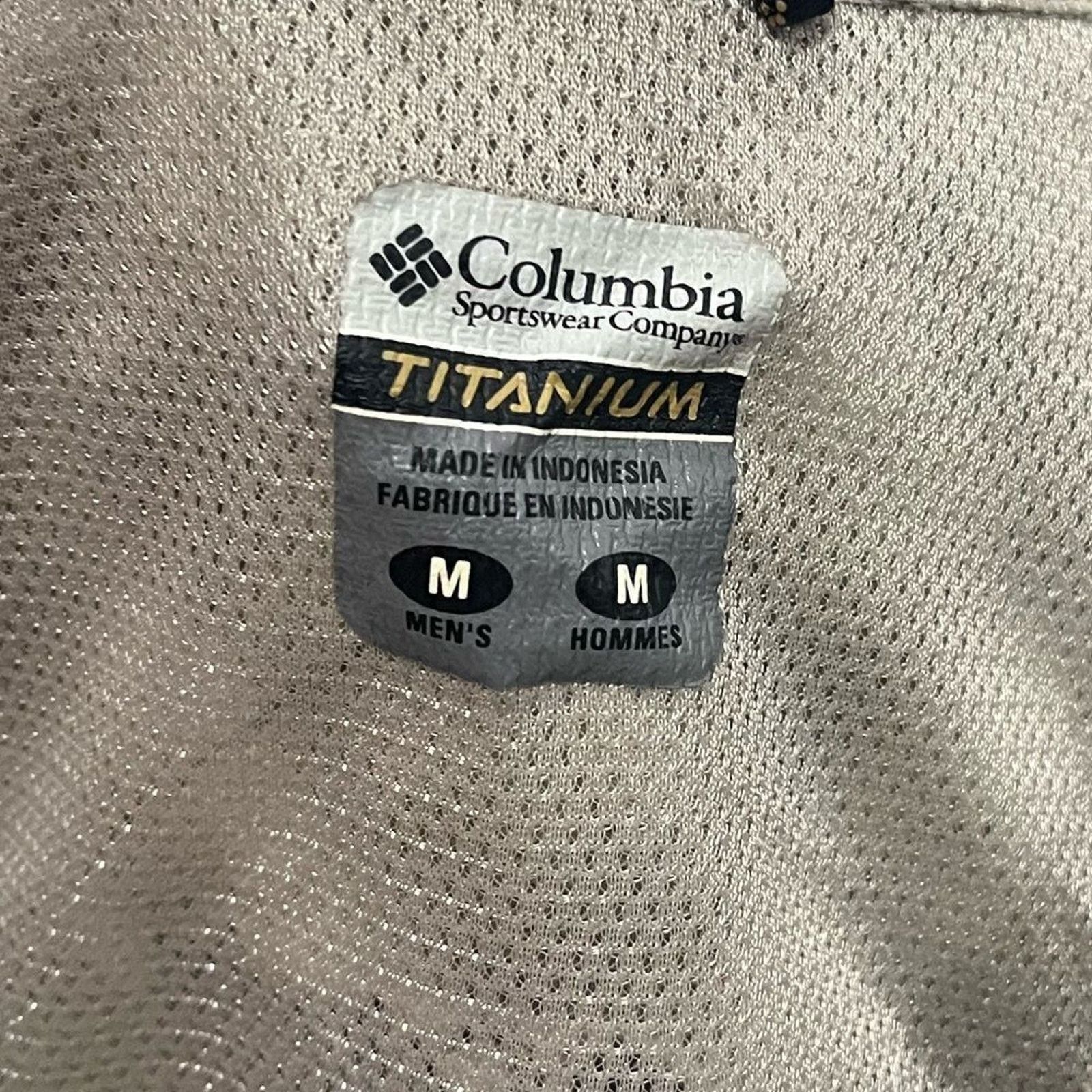 Columbia Columbia Mens Shirt Titanium Omni-Dry Button Up M Size US M / EU 48-50 / 2 - 3 Thumbnail