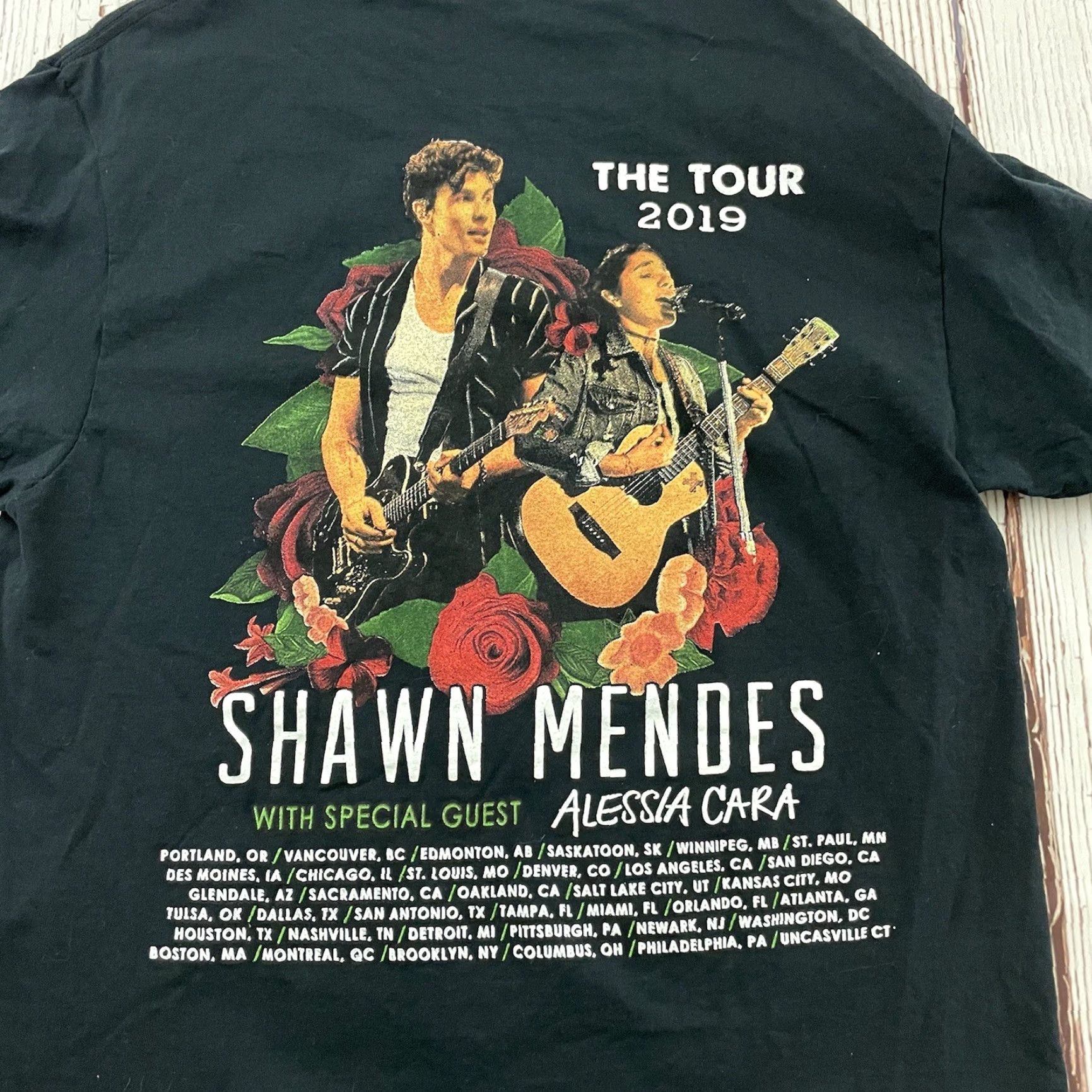 Vintage Shawn Mendes The Tour T Shirt Men’s Medium Black Short Sleeve Shirt Mens Black Tour Shirt 90s? Size US M / EU 48-50 / 2 - 4 Thumbnail
