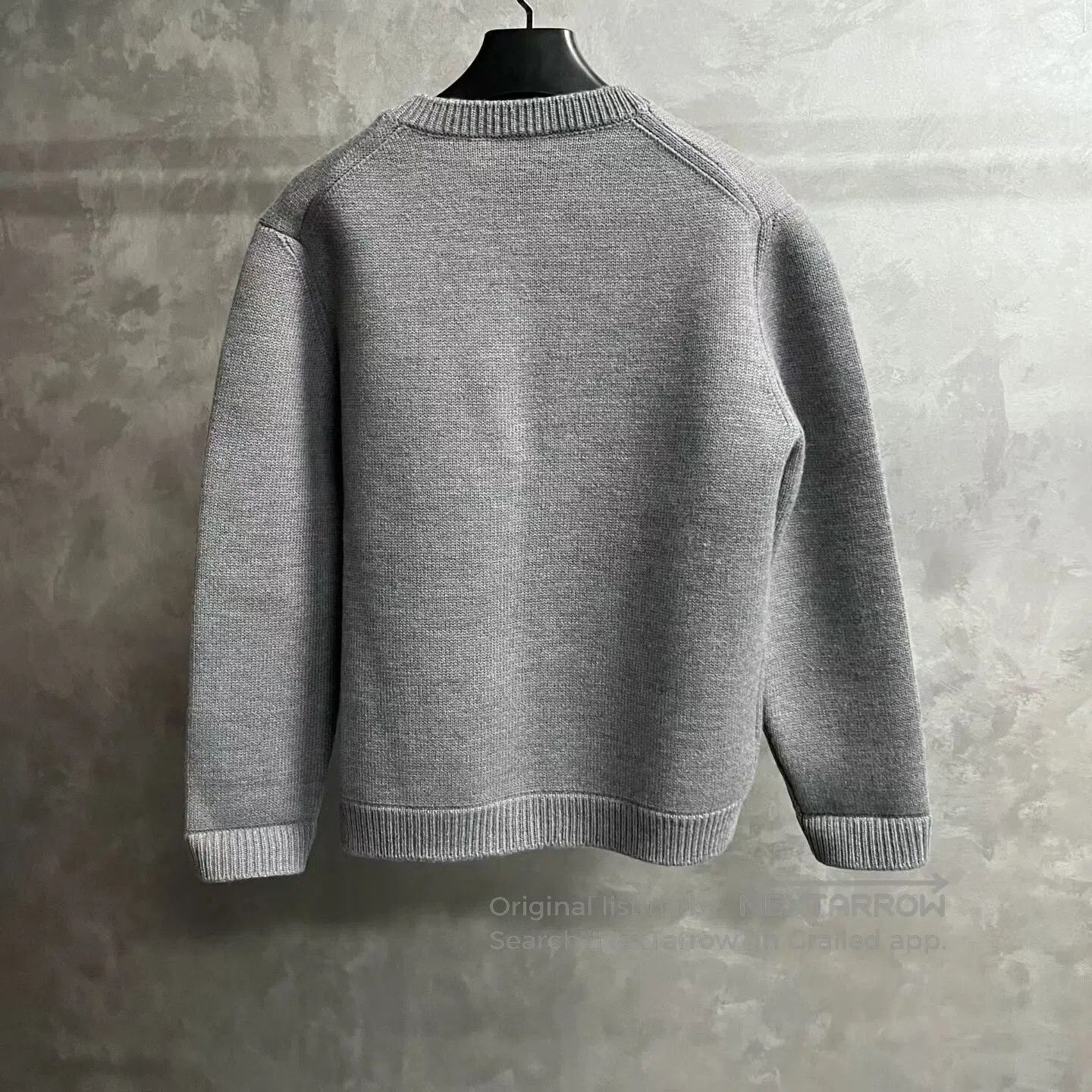 Salvatore Ferragamo Ferragamo Solid-color logo embroidered knit sweater with a Size M / US 6-8 / IT 42-44 - 5 Thumbnail