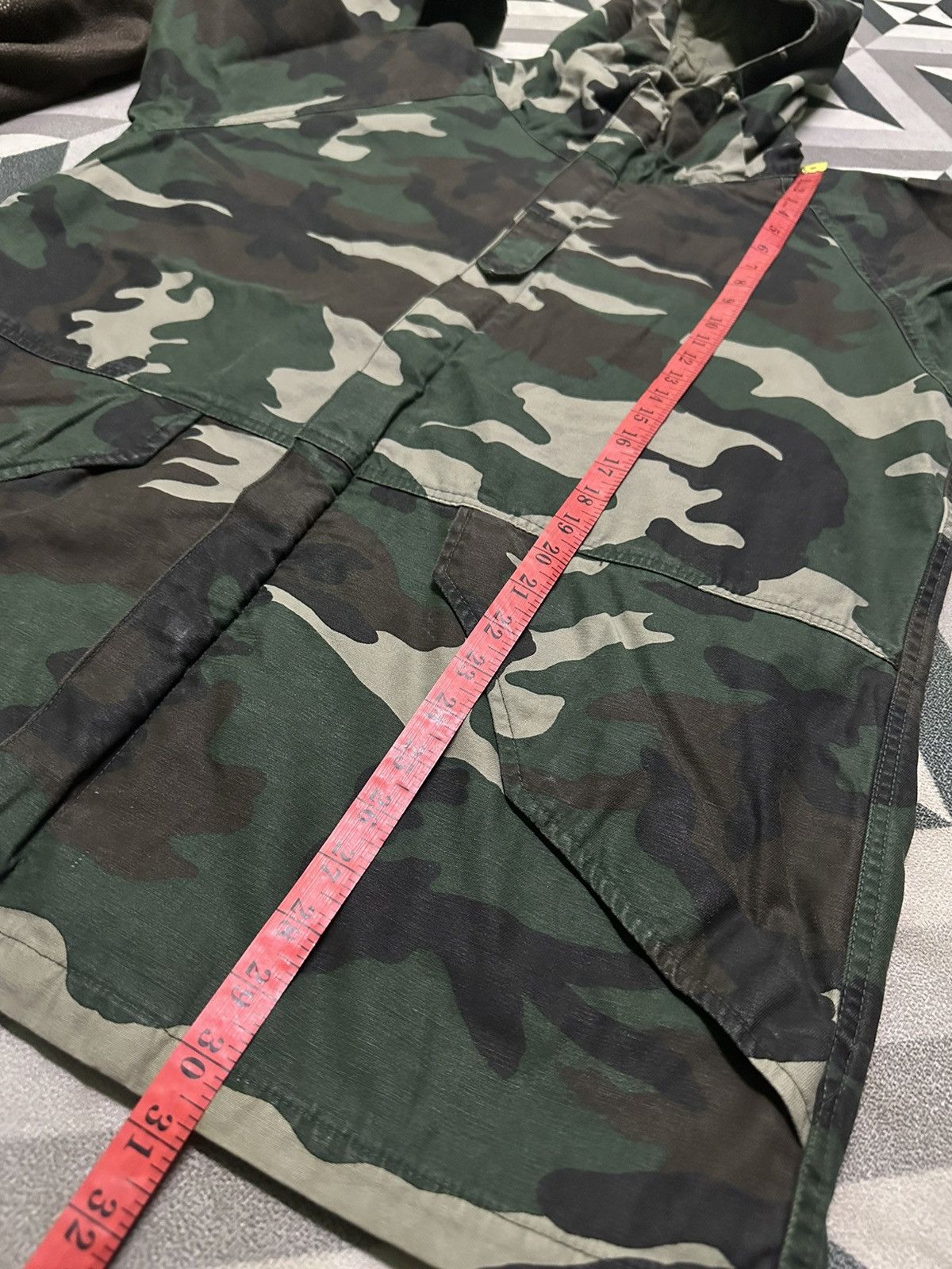 Japanese Brand Dog house camo jacket hooded Size US L / EU 52-54 / 3 - 10 Thumbnail