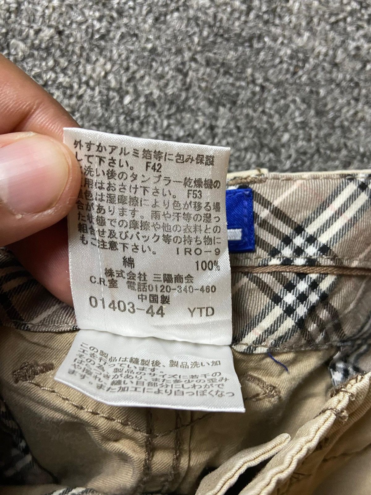 Burberry × Designer × Vintage Burberry London Blue Label Straight Cut Pants (126) Size US 30 / EU 46 - 4 Thumbnail