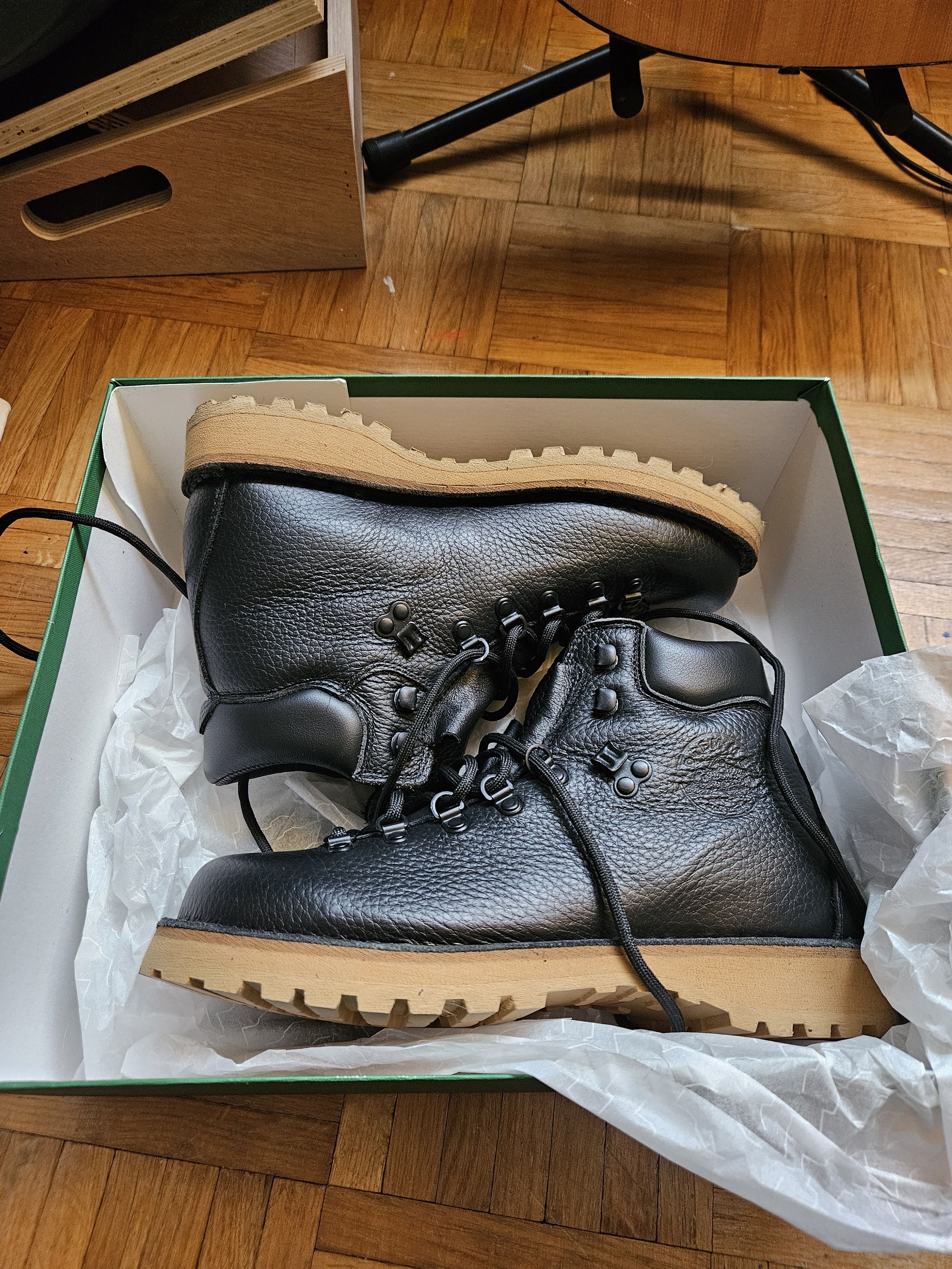 image of Diemme Roccia Vet Shoes in Black/Gum, Men's (Size 8)