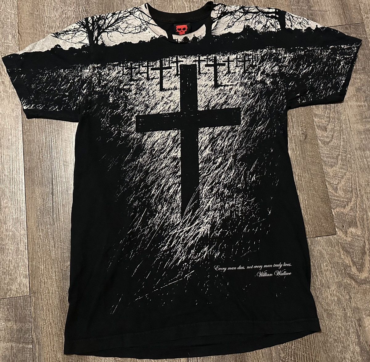 Vintage Jamie Thomas Zero Skateboard Graveyard Shirt size M