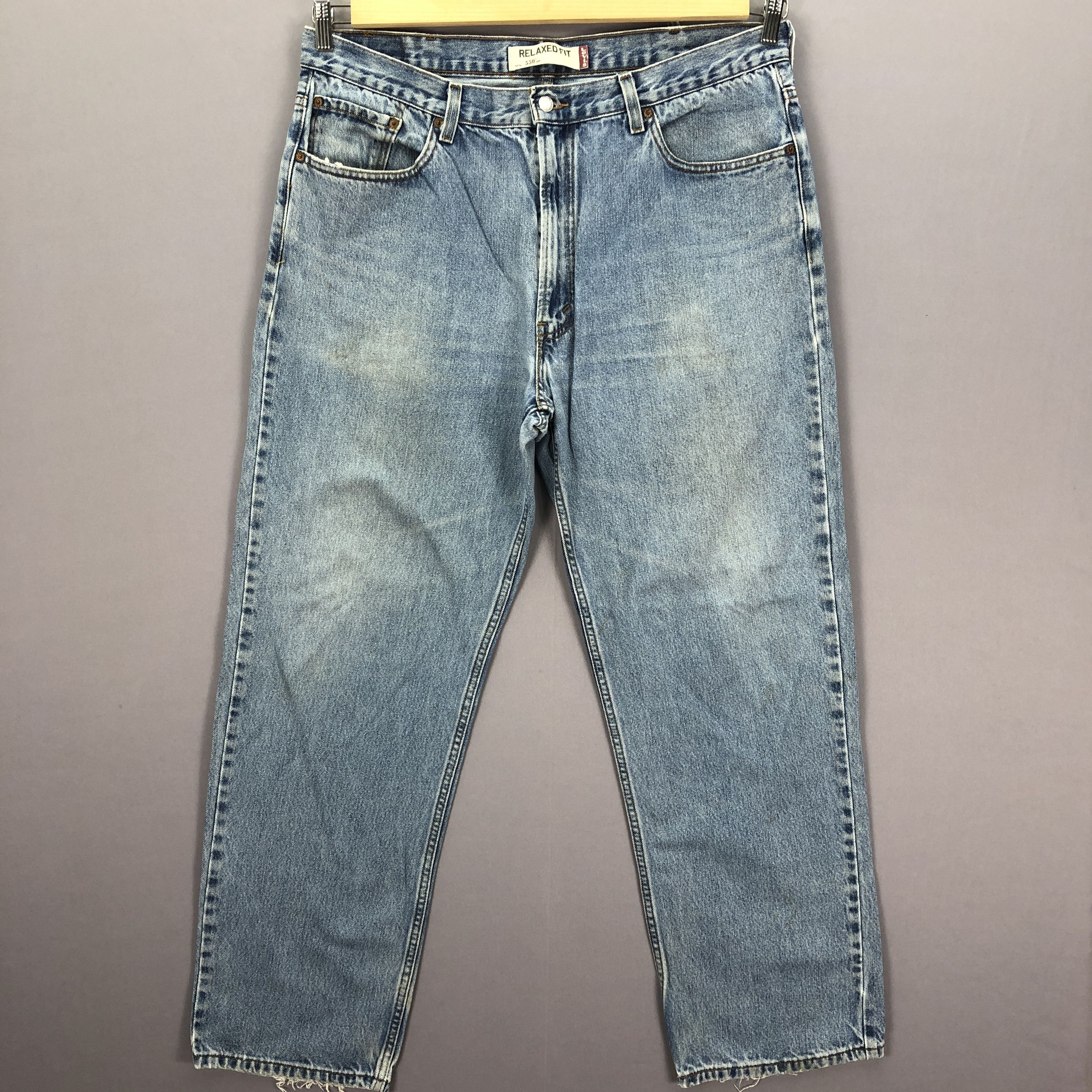 Levi's × Vintage Vintage Levis 550 Baggy Jeans Levi's Faded Light Wash Denim Size US 38 / EU 54 - 1 Thumbnail