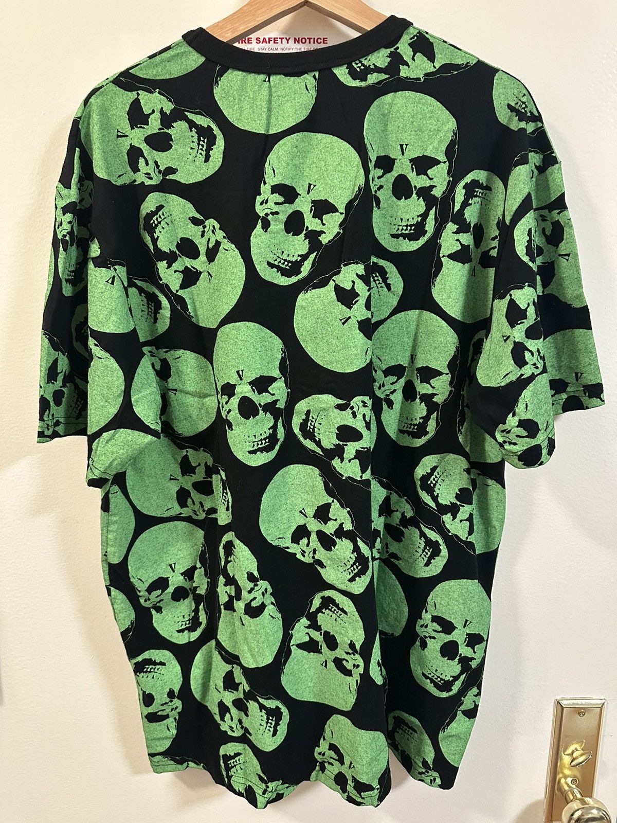 Vlone VLONE Crypt Green Skull T-Shirt Size US XL / EU 56 / 4 - 3 Thumbnail